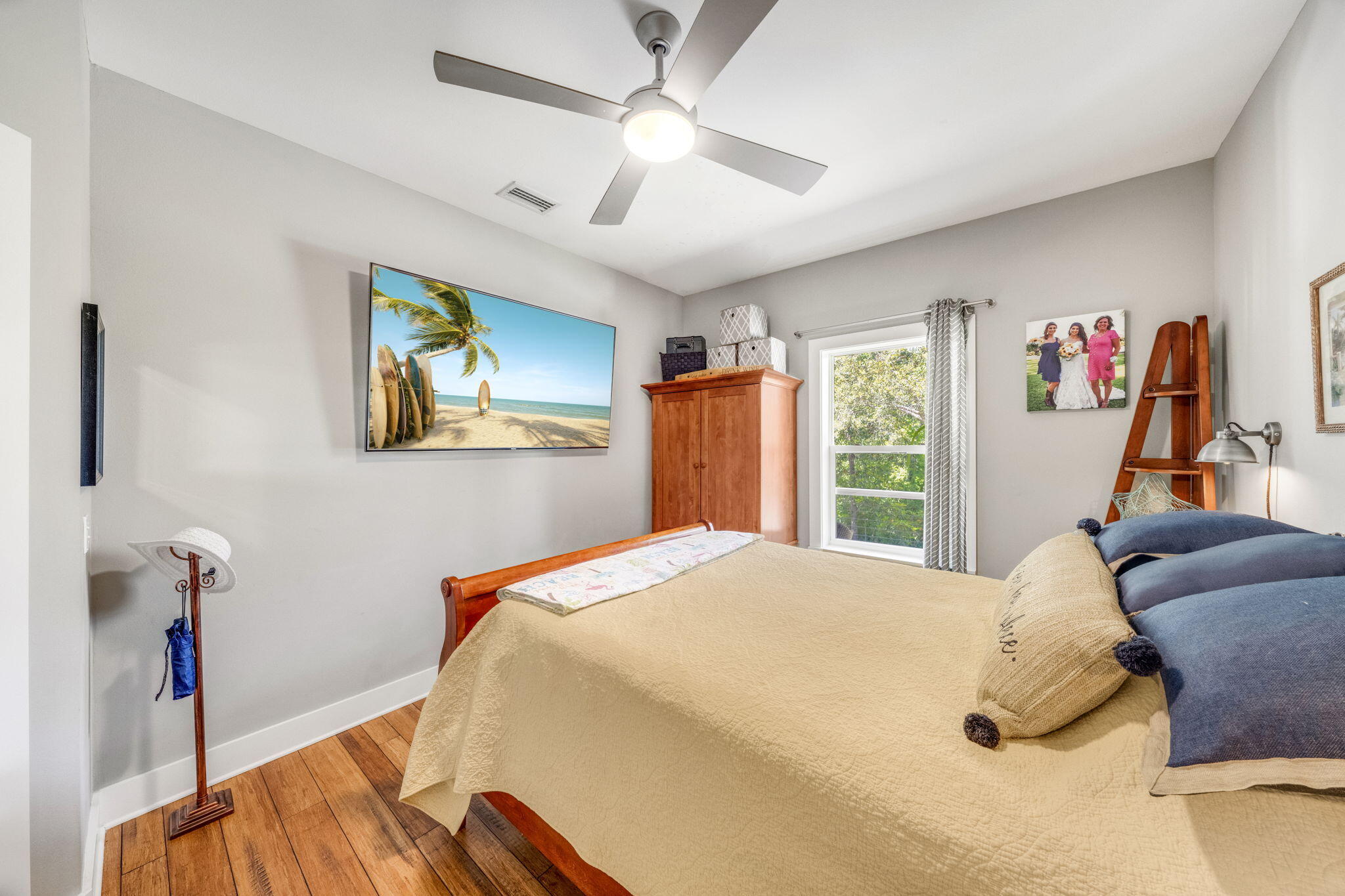 BURNT MILL CREEK - Residential