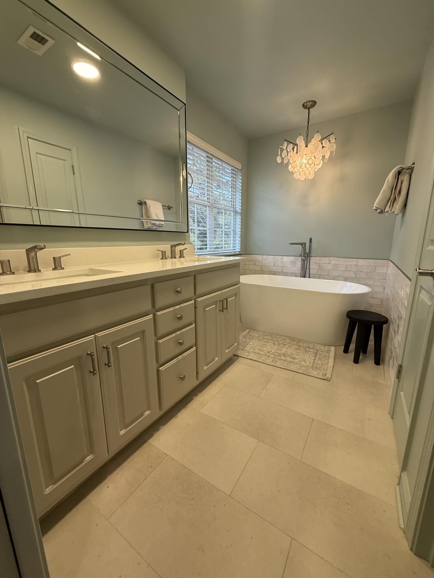 SOUTHWINDS II - Residential