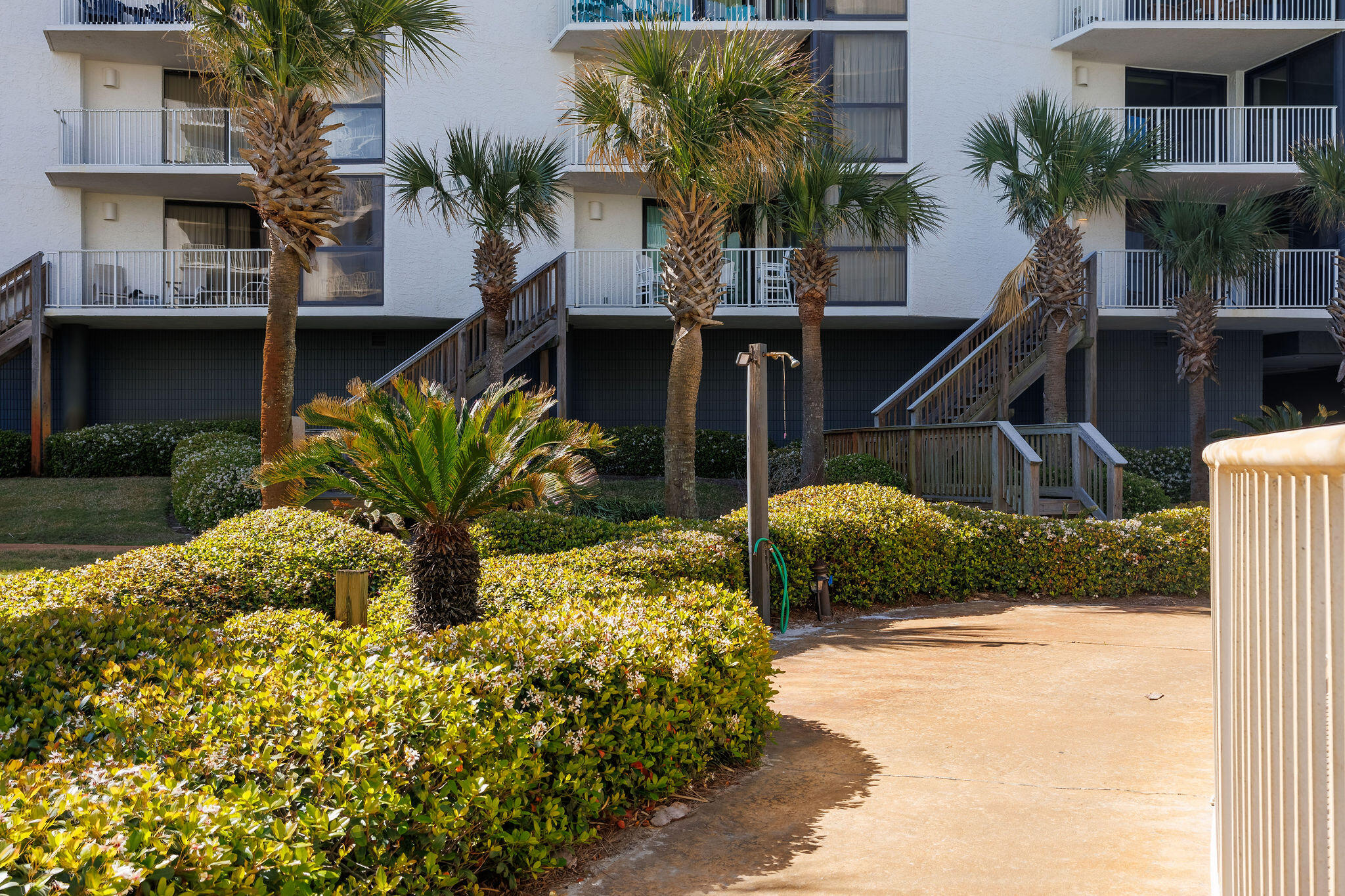 MAINSAIL CONDO PH 1 - Residential