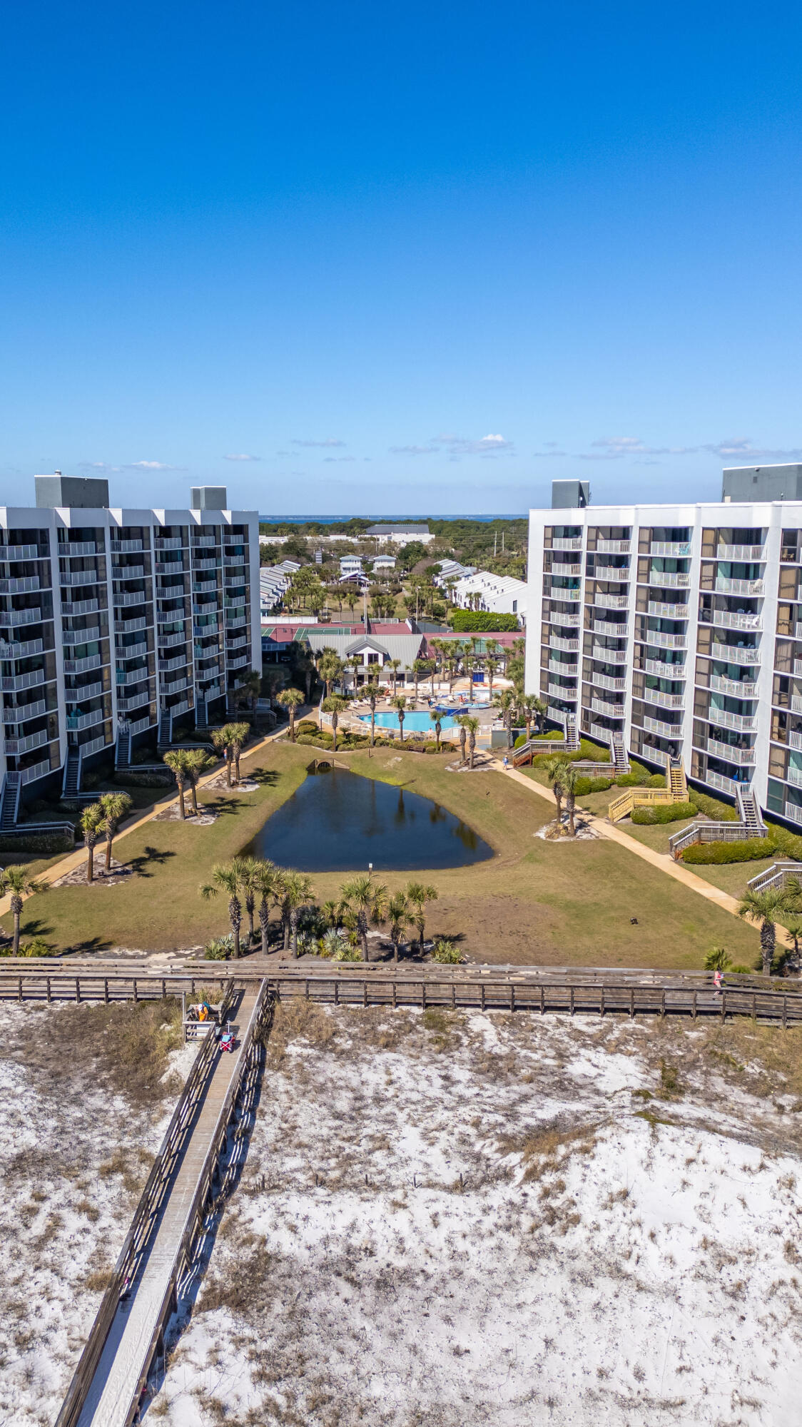 MAINSAIL CONDO PH 1 - Residential