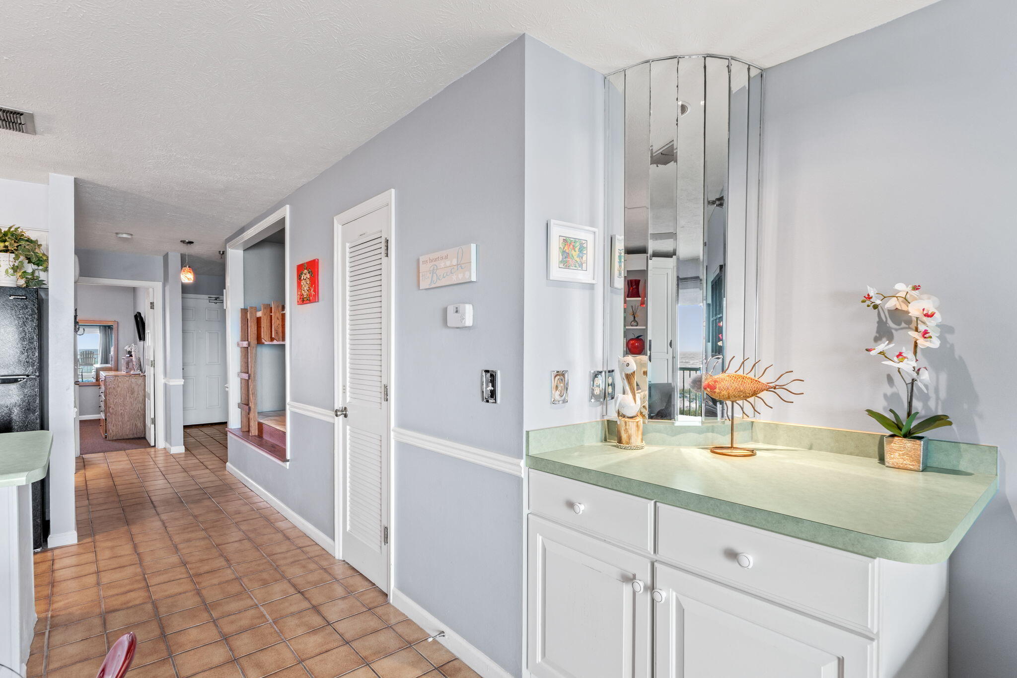 SEAFARER CONDO UNIT 106 - Residential