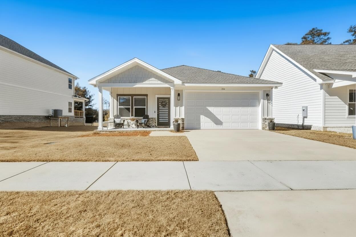 LAGRANGE LANDING - Residential