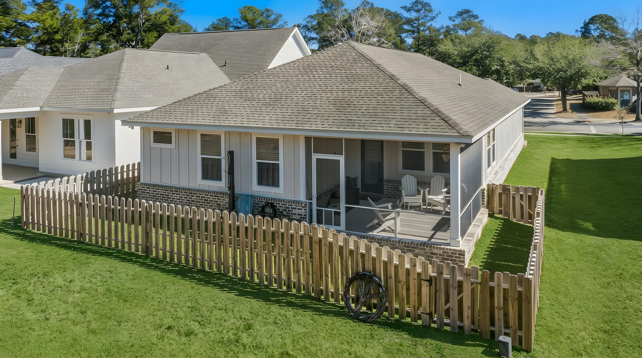 LAGRANGE LANDING - Residential