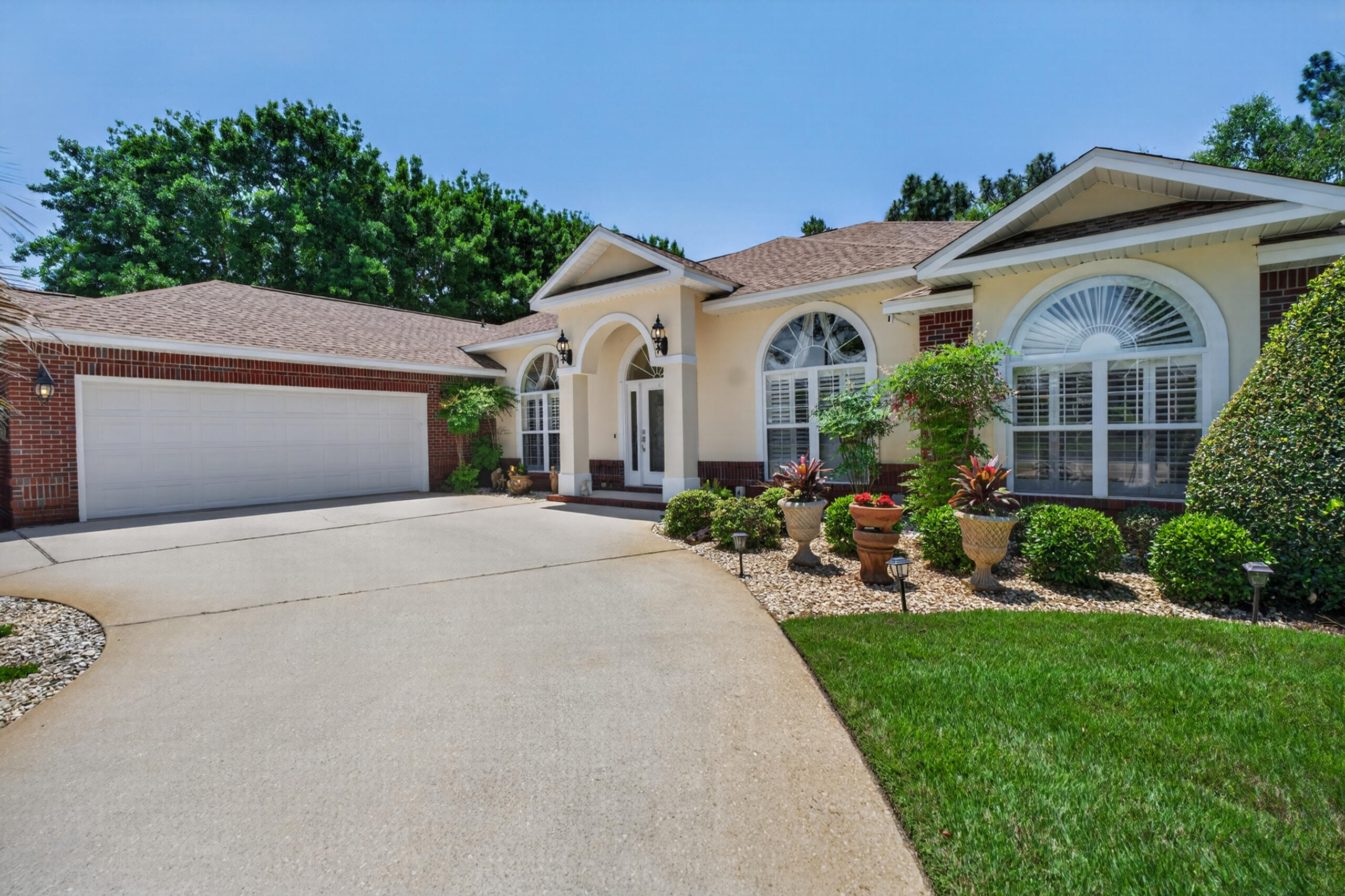 MAGNOLIA PLANTATION AT BLUEWATER BAY - Residential
