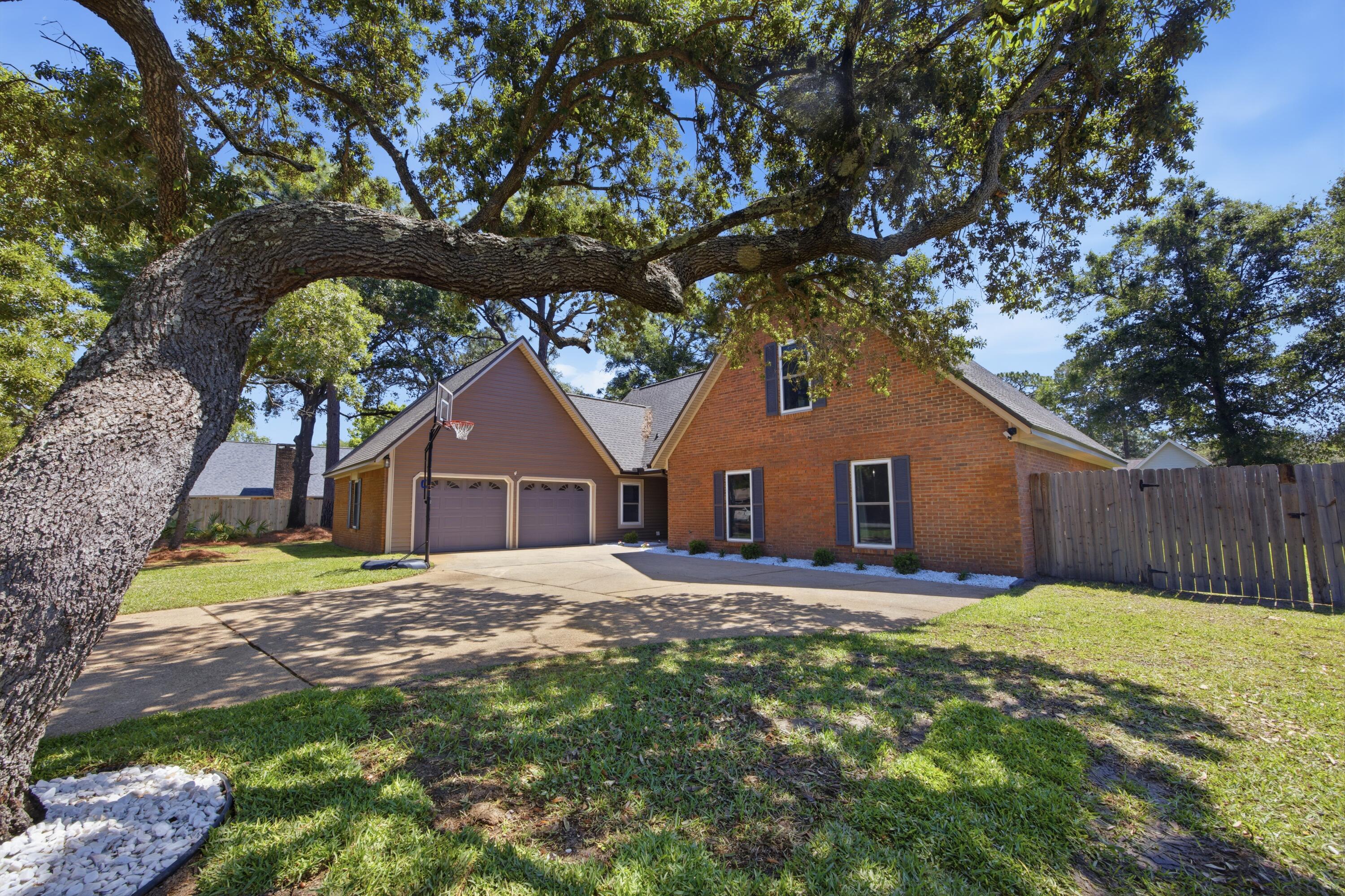 RAINTREE ESTATES #2 - Residential