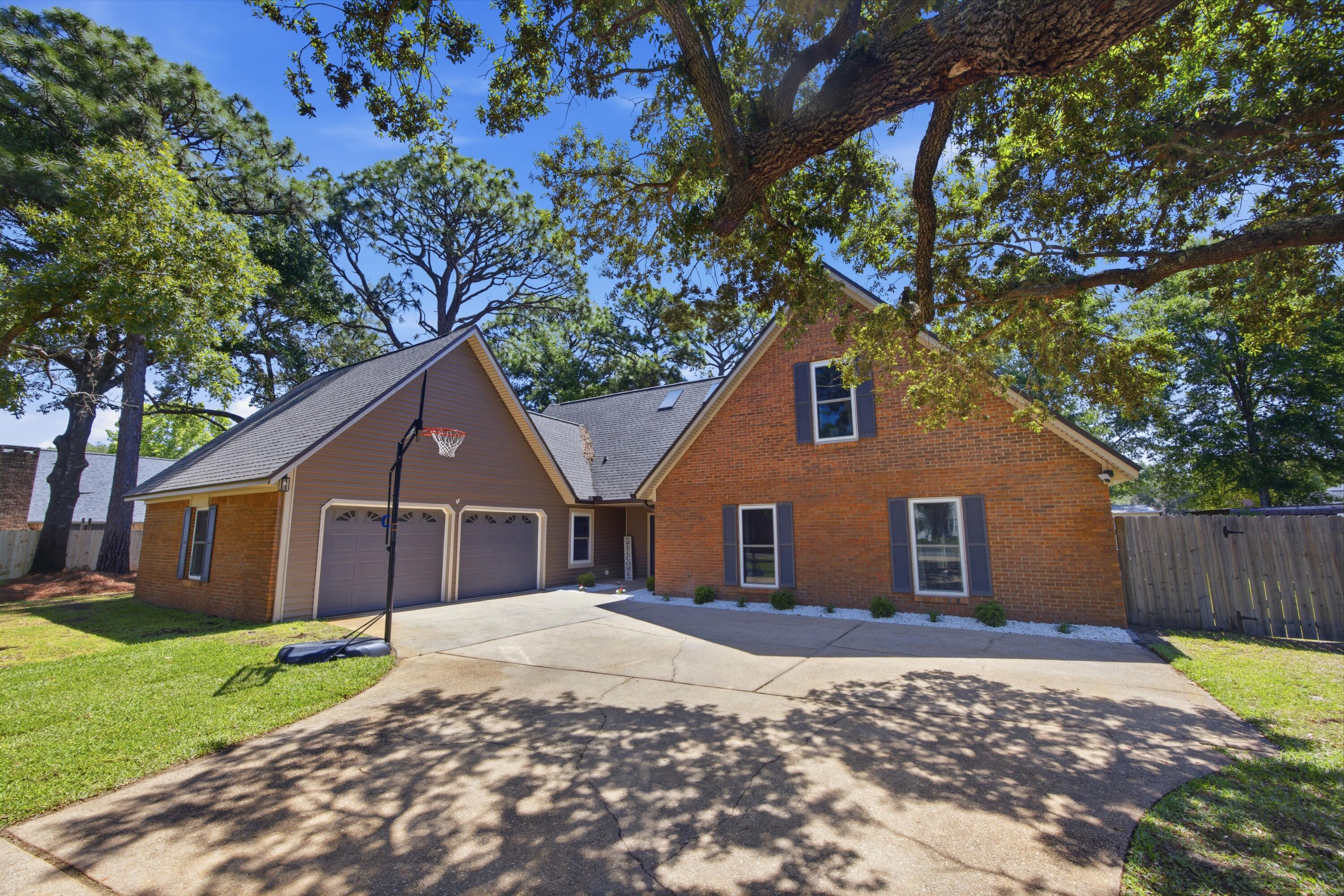 RAINTREE ESTATES #2 - Residential