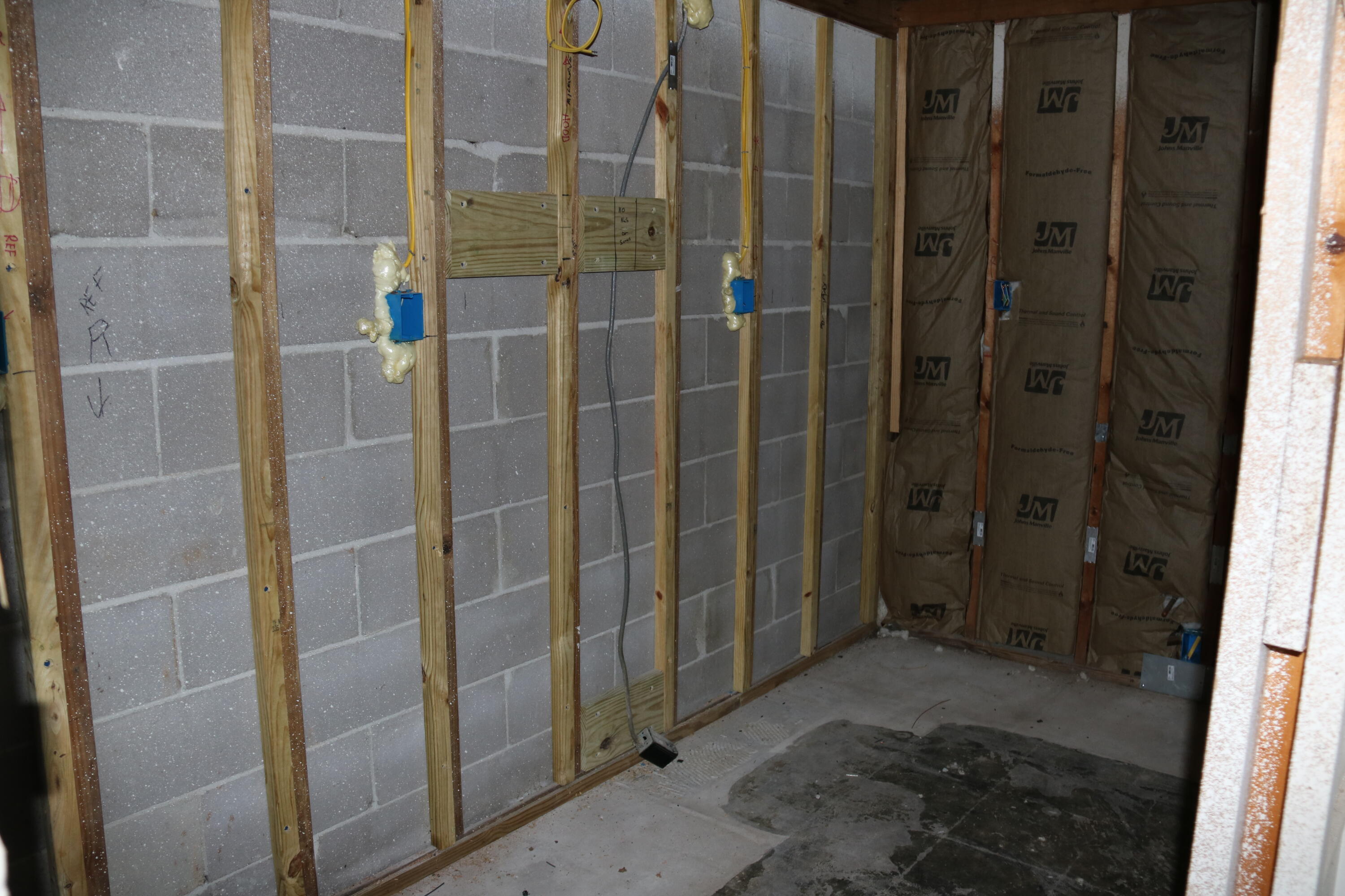 VALENCIA ARMS - Residential