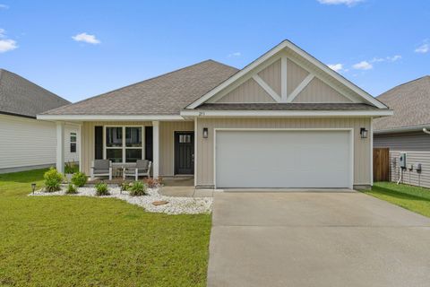 253 Camellia Dr Cantonment FL 32533