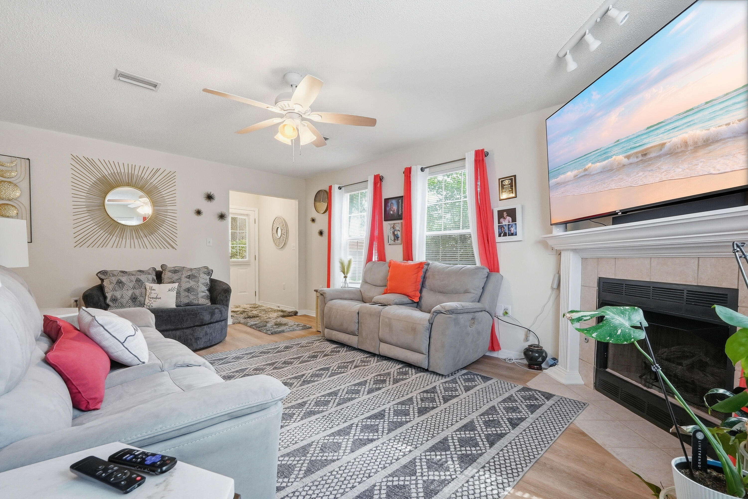 OAK PARK ESTATES - Residential