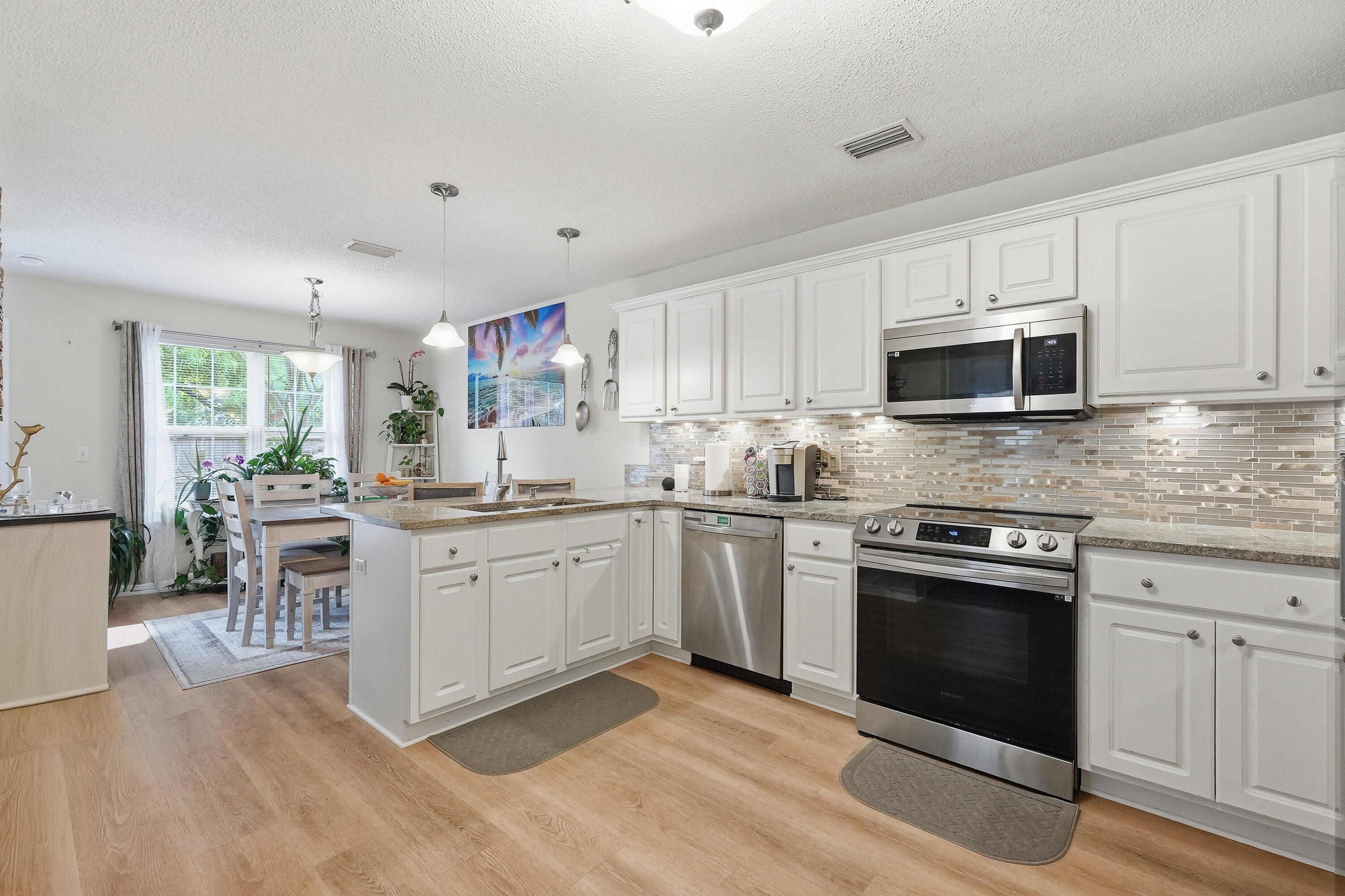 OAK PARK ESTATES - Residential