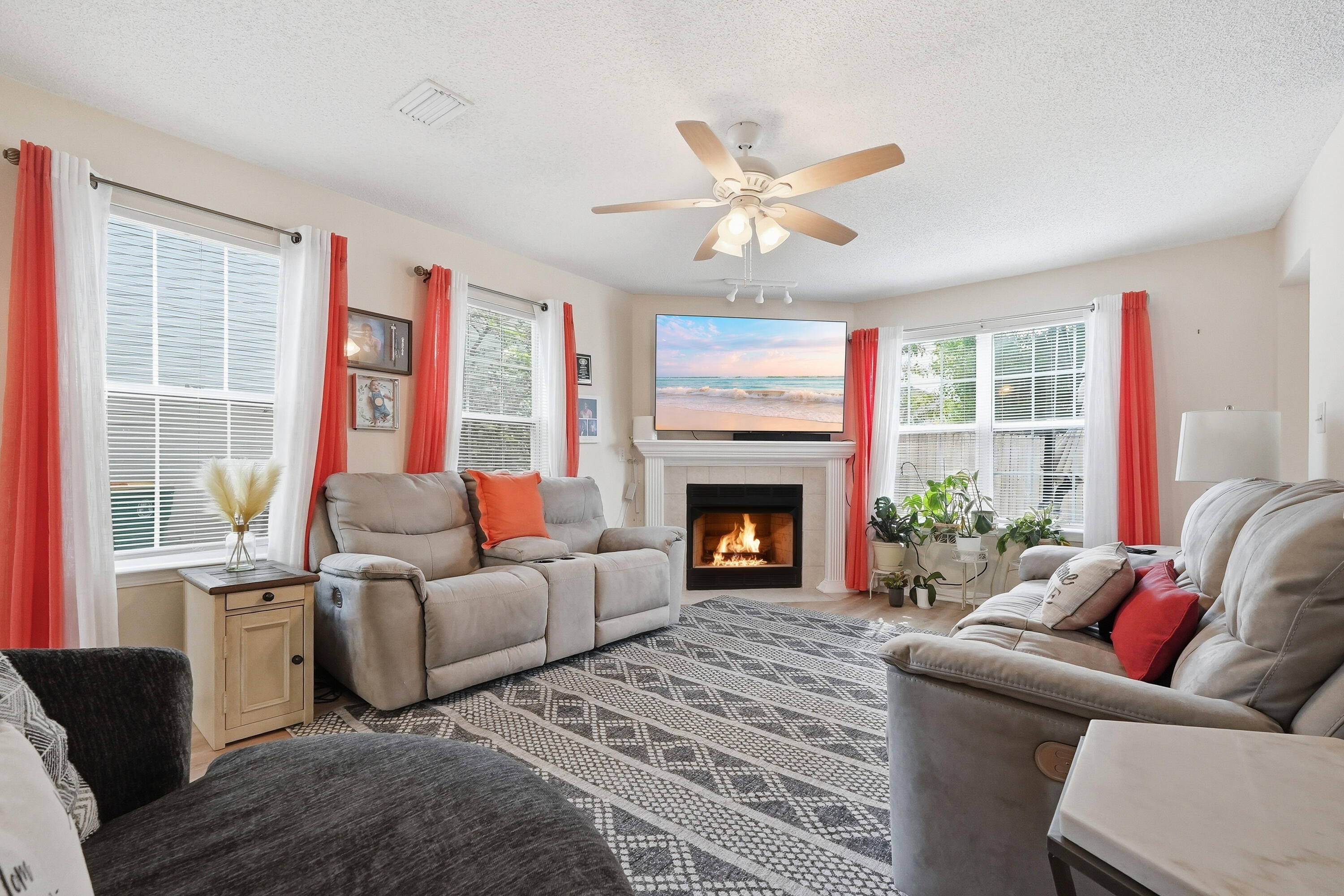 OAK PARK ESTATES - Residential