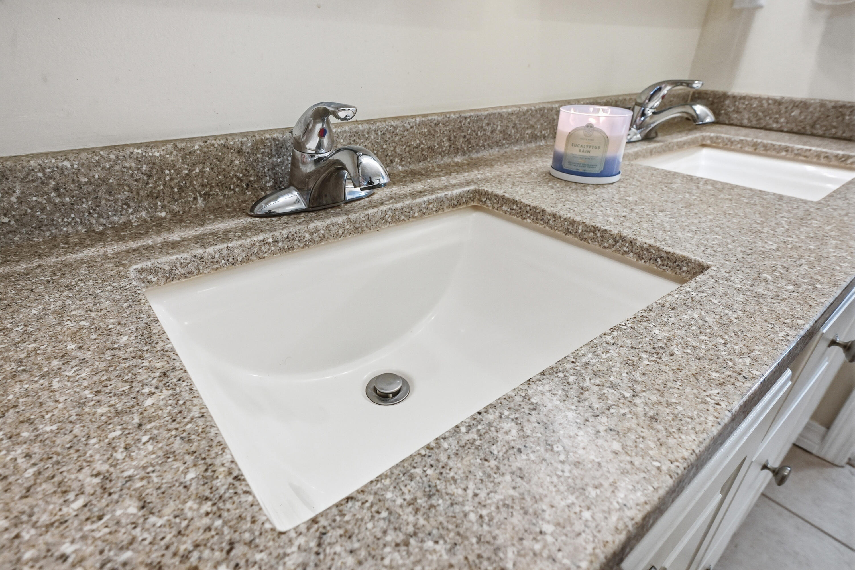 OAK PARK ESTATES - Residential