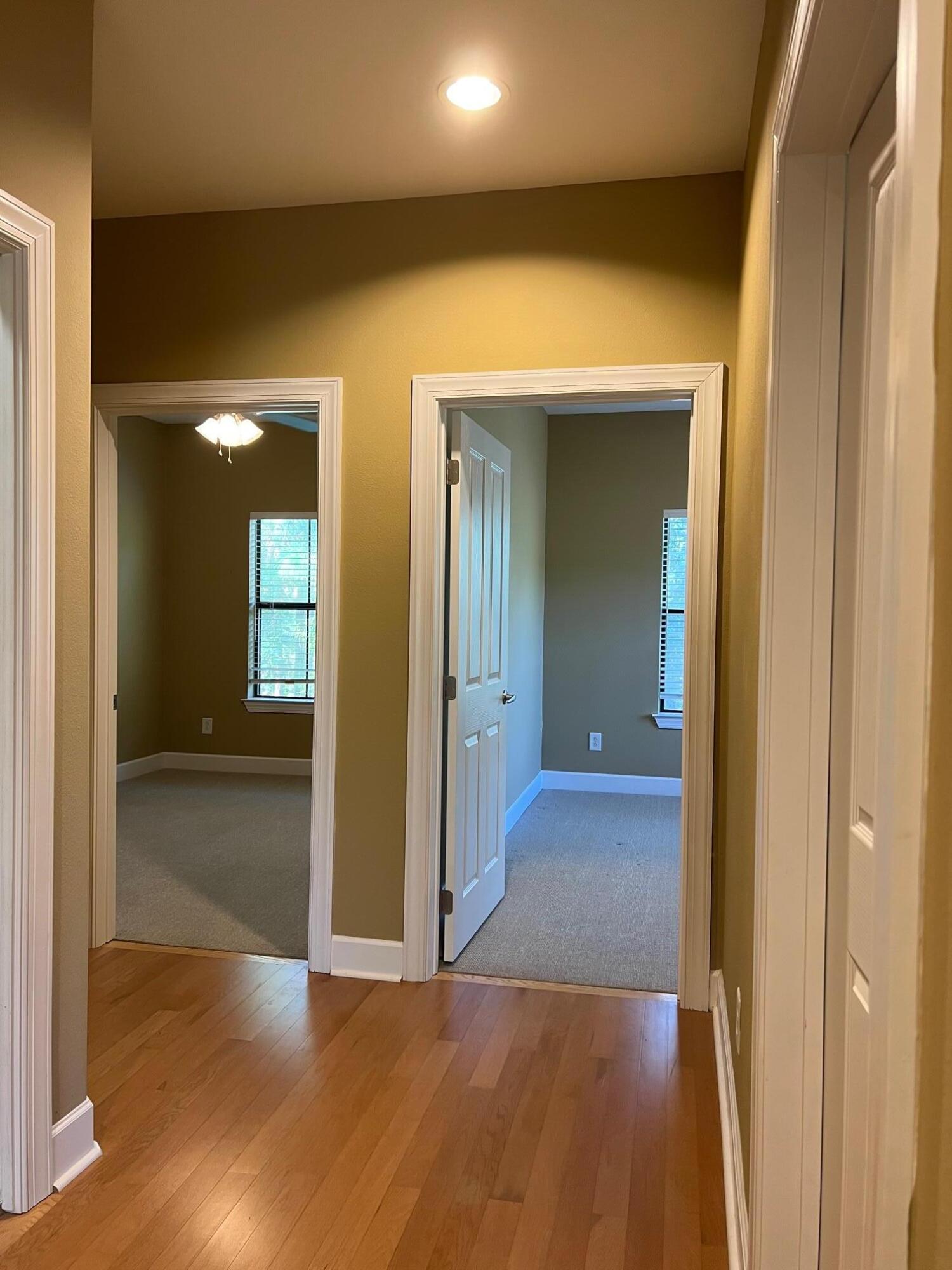 SOUTH HAVEN TOWNHOMES - Residential Lease