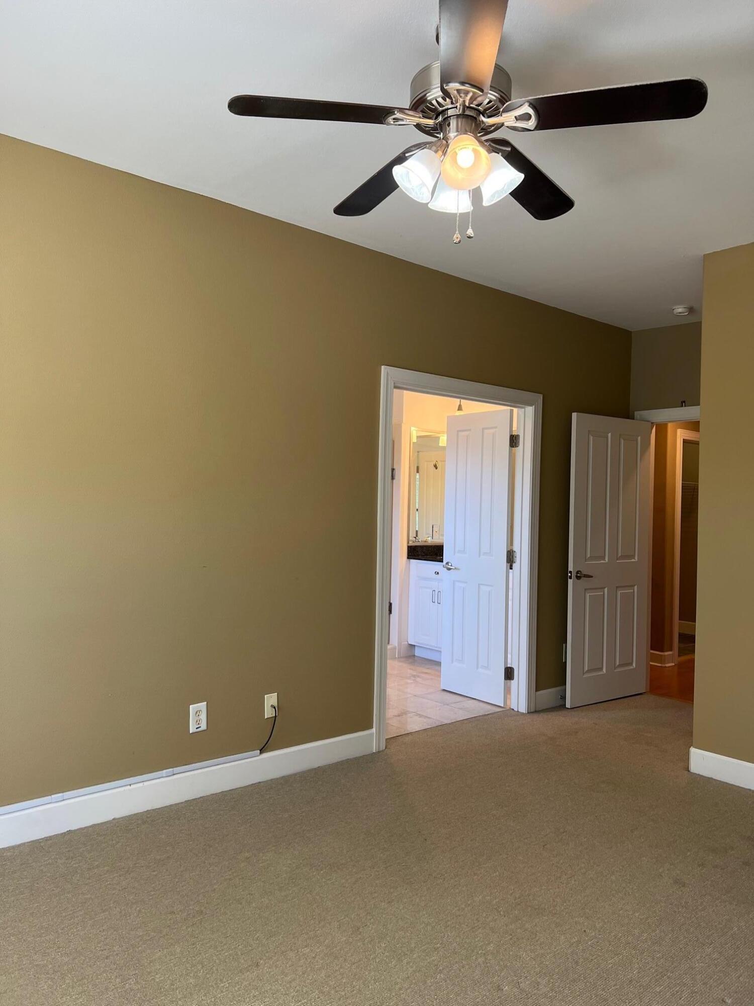 SOUTH HAVEN TOWNHOMES - Residential Lease