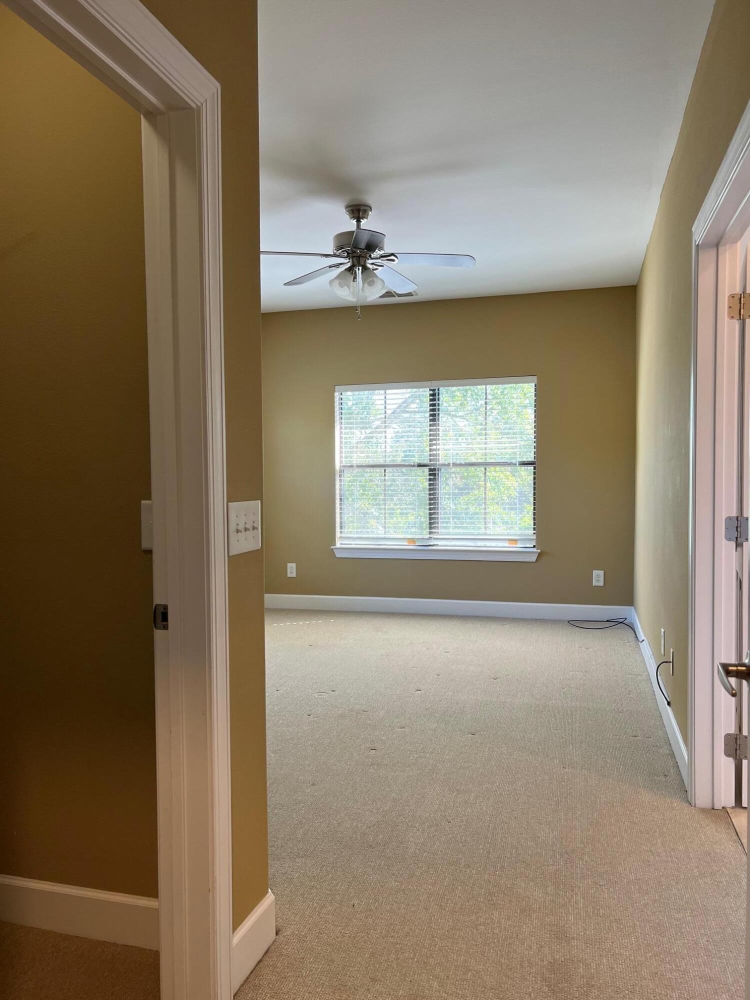 SOUTH HAVEN TOWNHOMES - Residential Lease