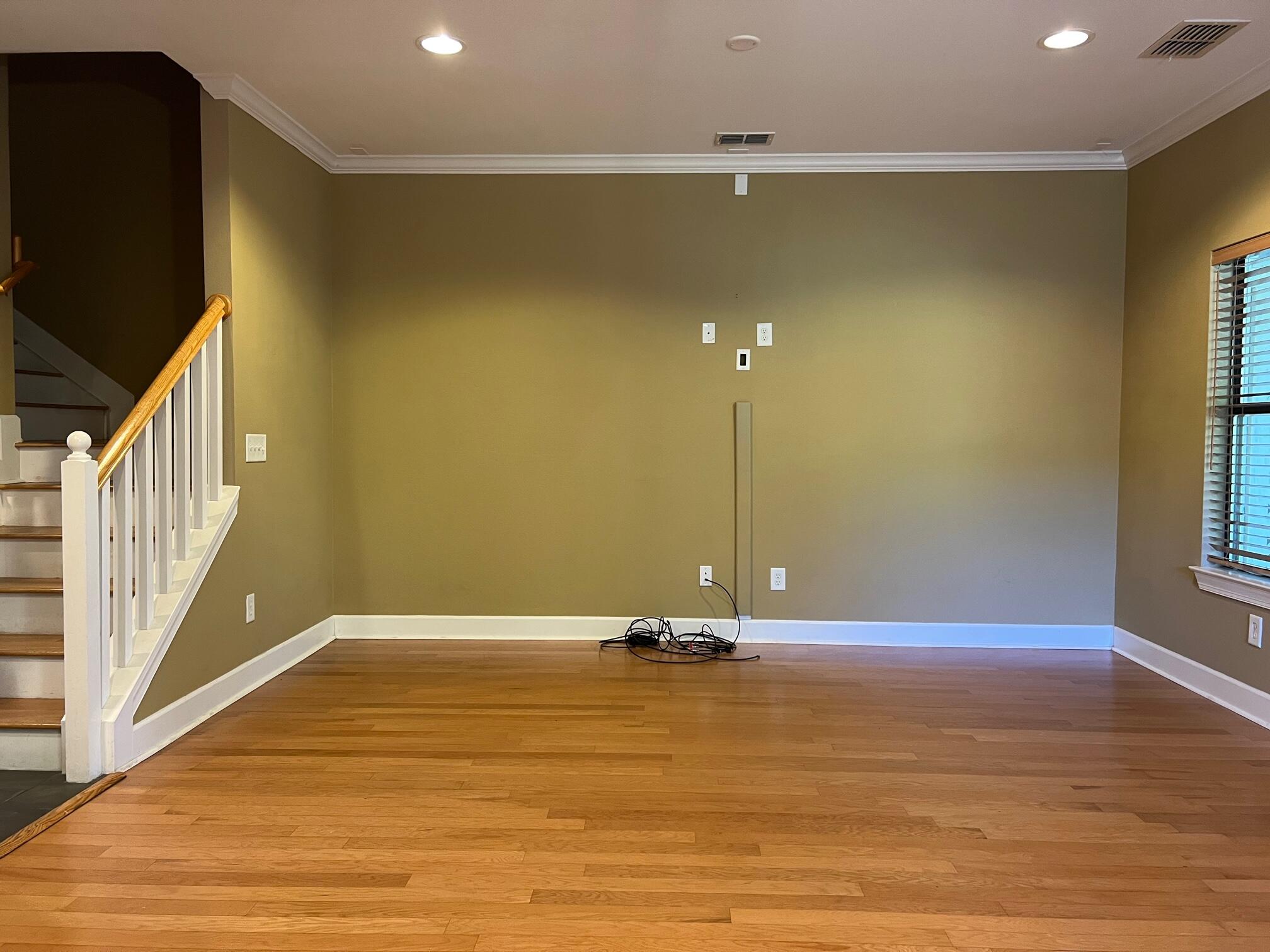 SOUTH HAVEN TOWNHOMES - Residential Lease