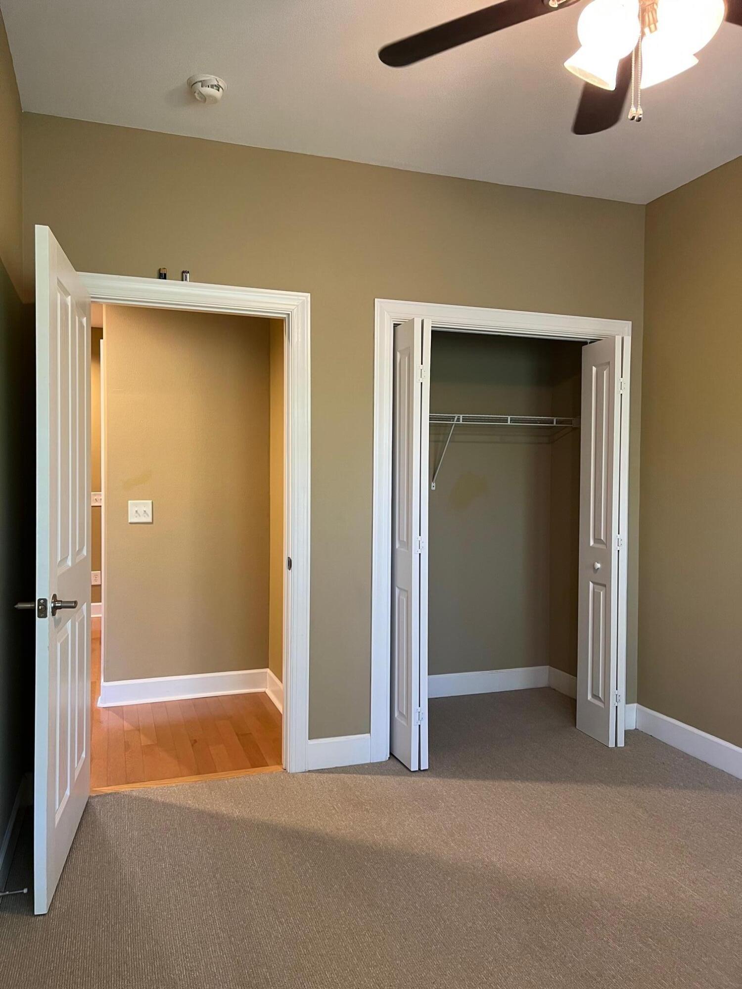 SOUTH HAVEN TOWNHOMES - Residential Lease