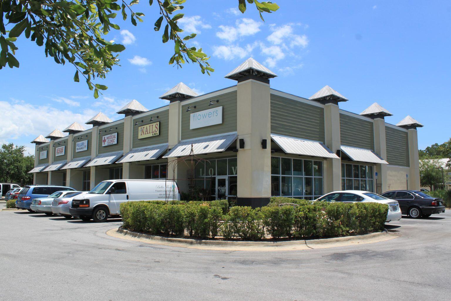 SOUTH HAVEN TOWNHOMES - Residential Lease