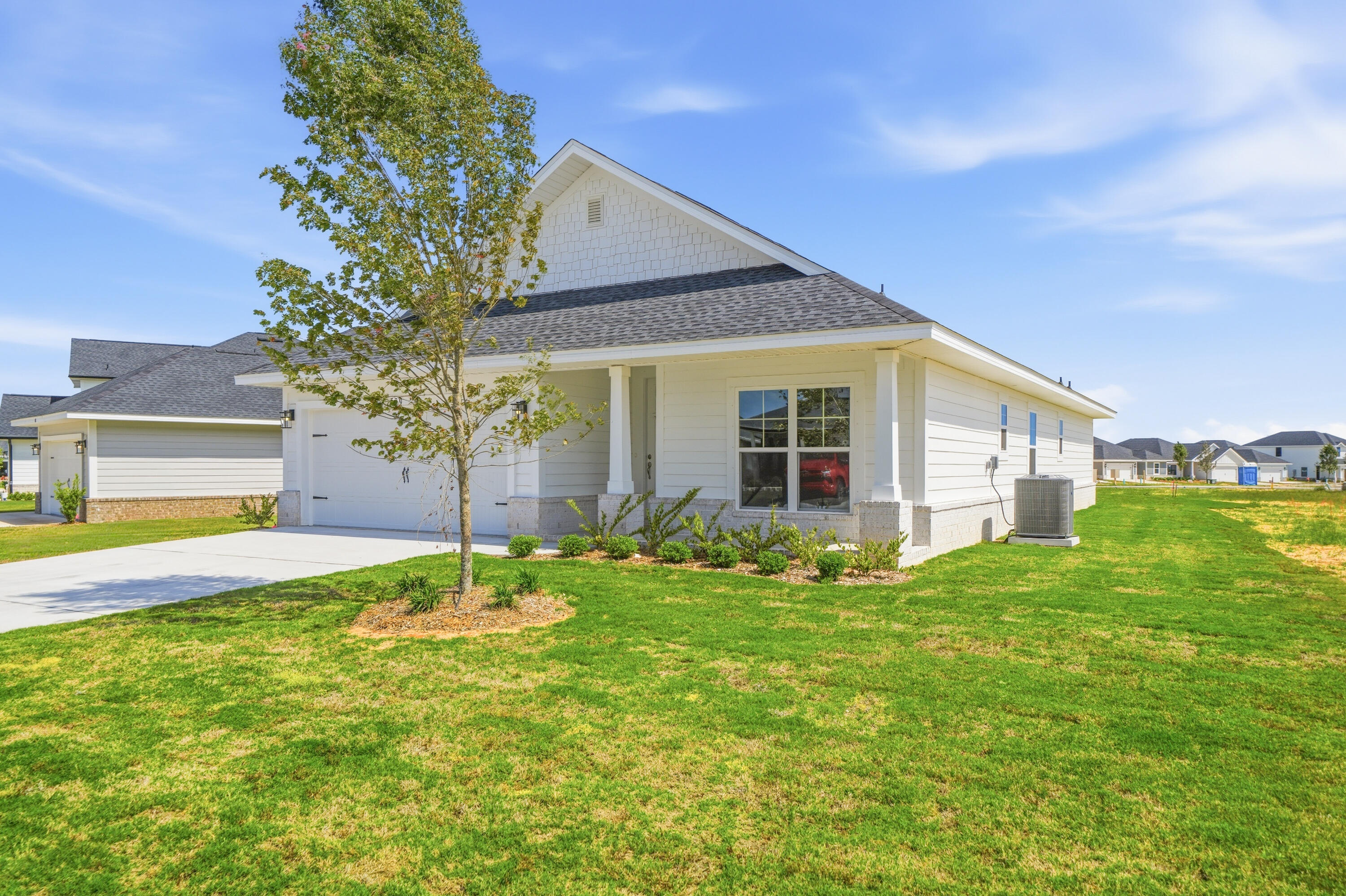 THE BLUFFS AT LAFAYETTE - Residential Lease