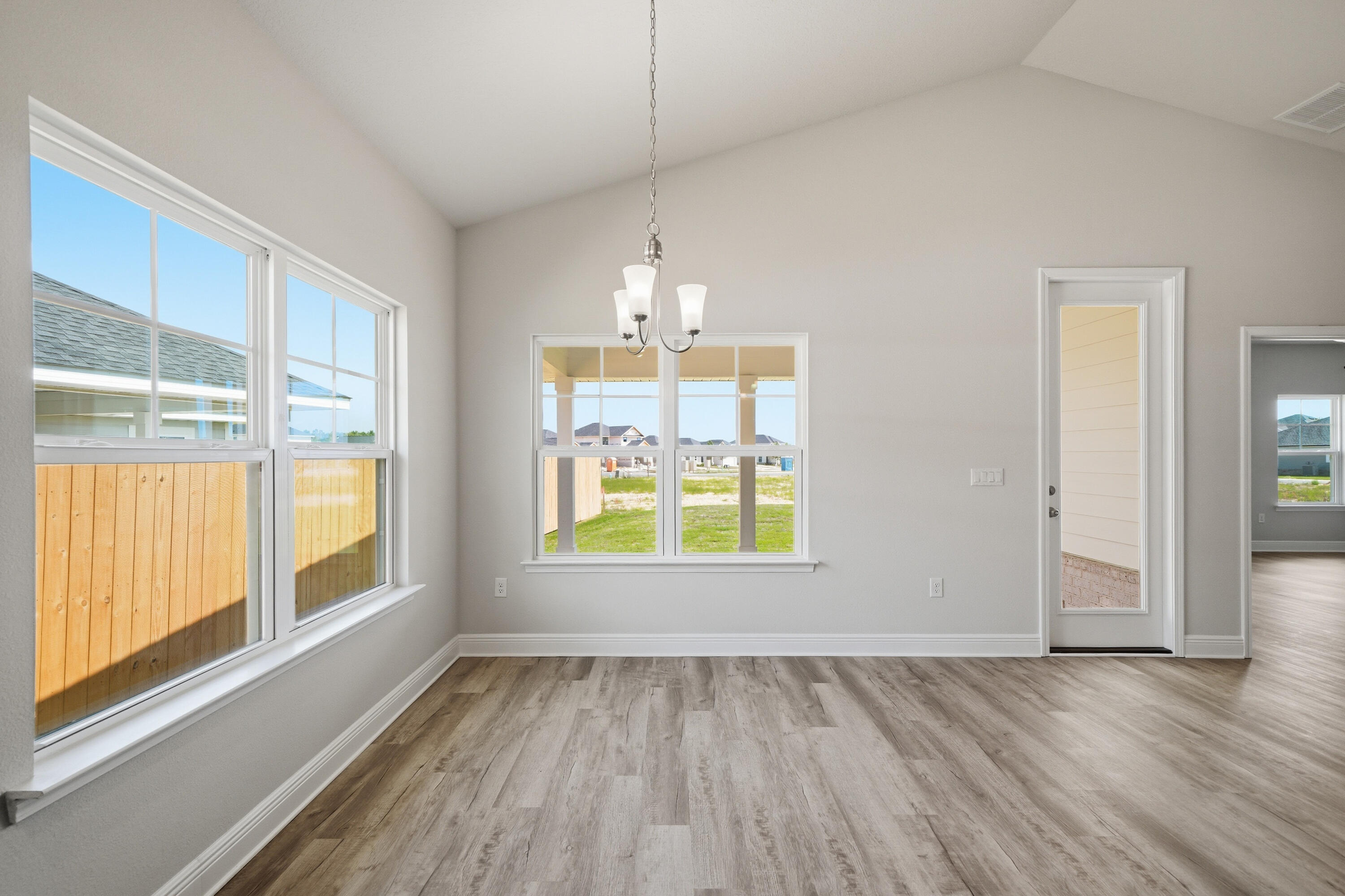 THE BLUFFS AT LAFAYETTE - Residential Lease