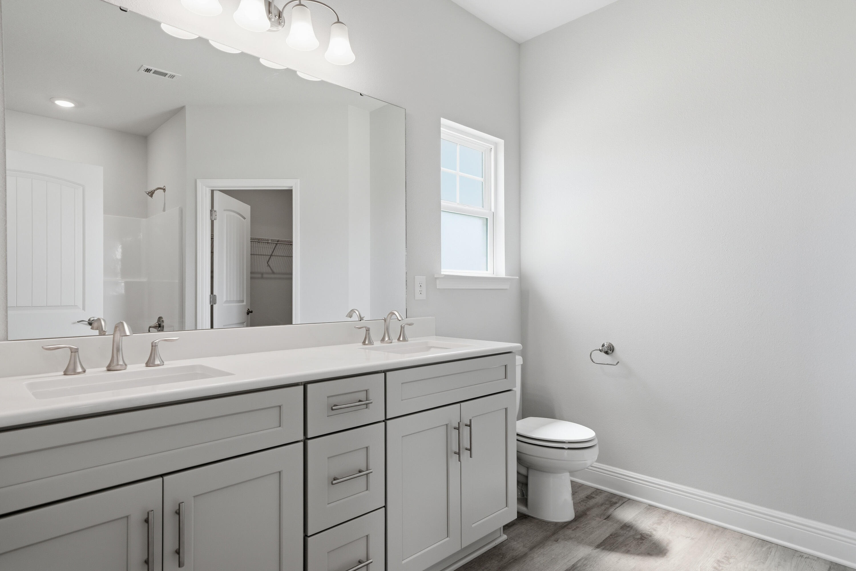 THE BLUFFS AT LAFAYETTE - Residential Lease