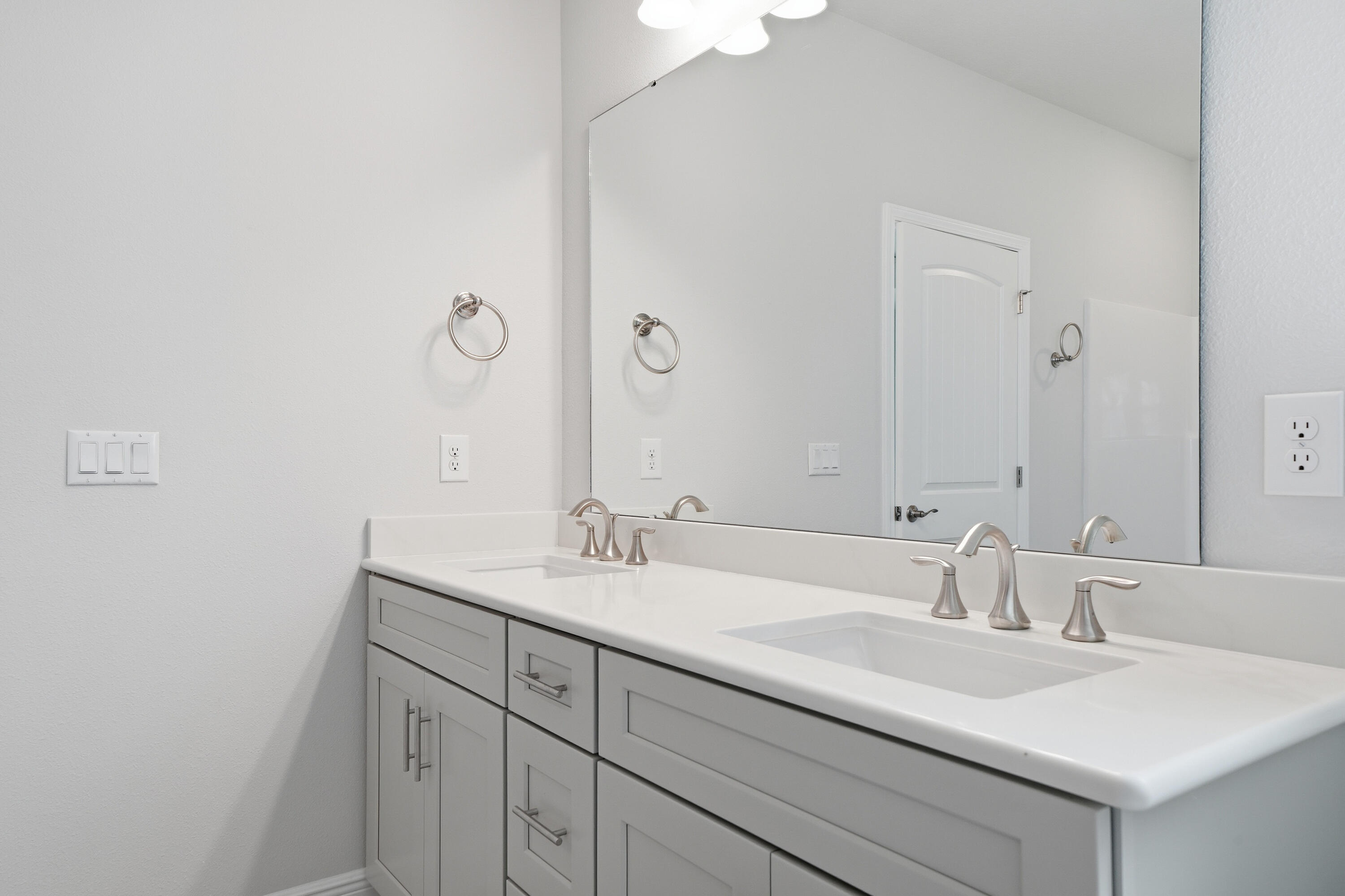 THE BLUFFS AT LAFAYETTE - Residential Lease