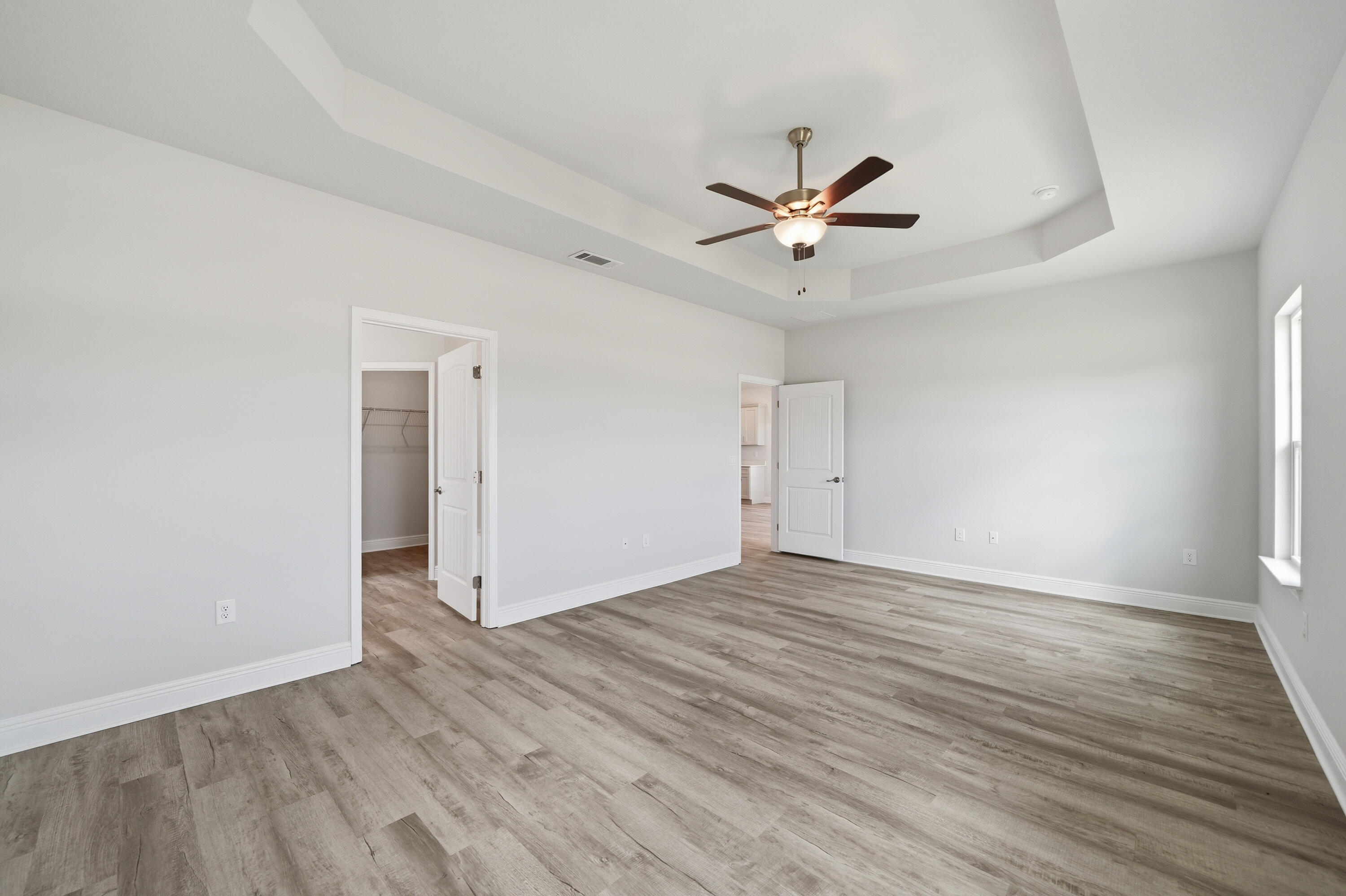 THE BLUFFS AT LAFAYETTE - Residential Lease