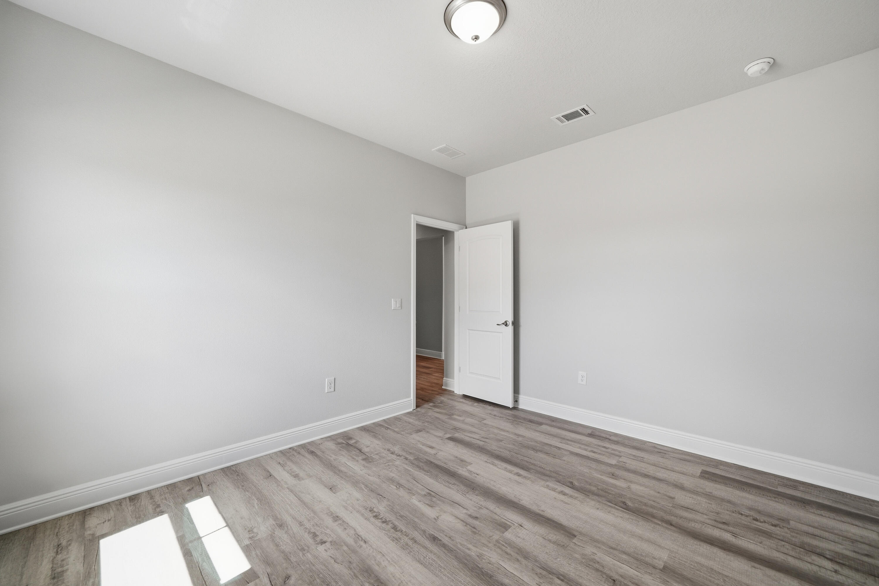 THE BLUFFS AT LAFAYETTE - Residential Lease