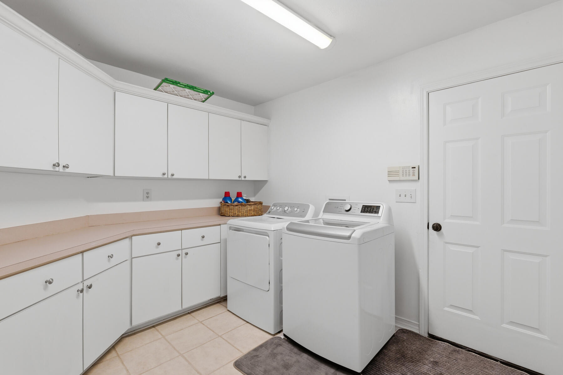 BAYWINDS GOLF ESTATES PH 2 - Residential