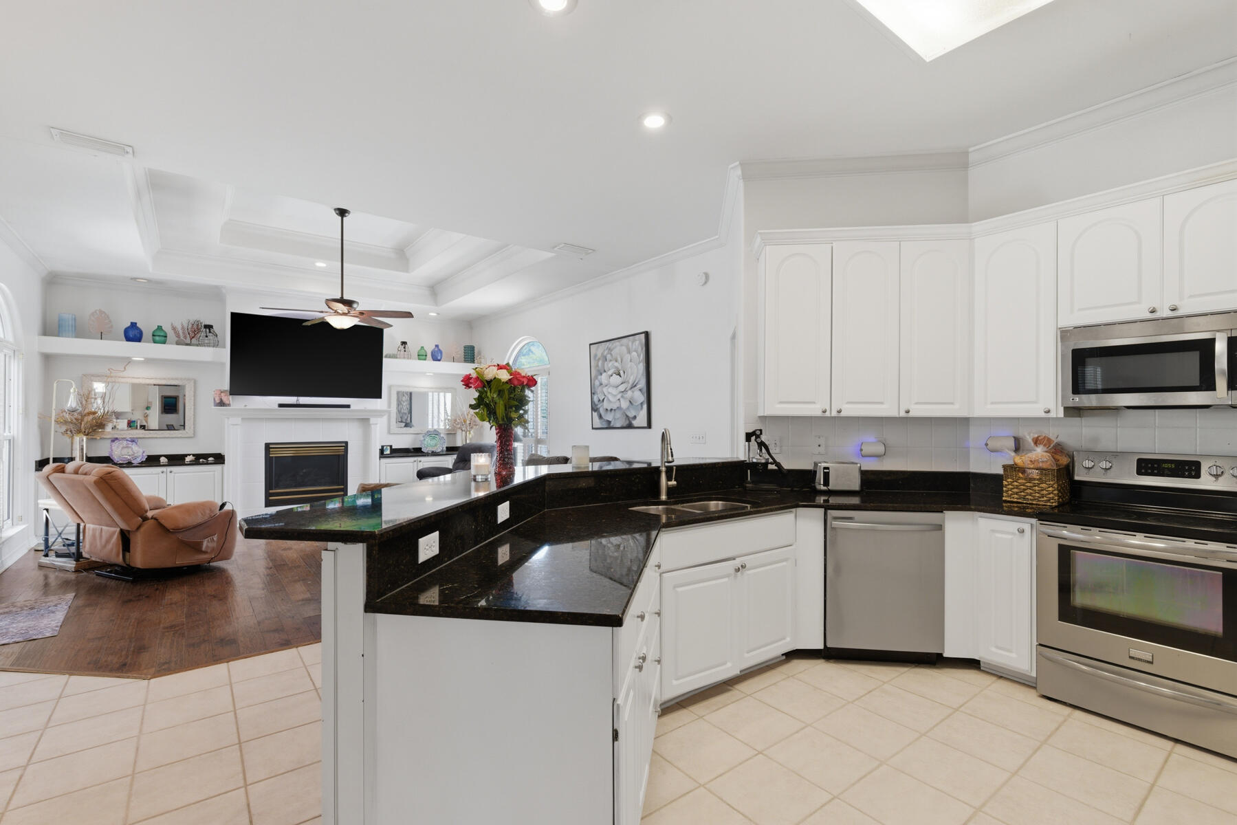 BAYWINDS GOLF ESTATES PH 2 - Residential