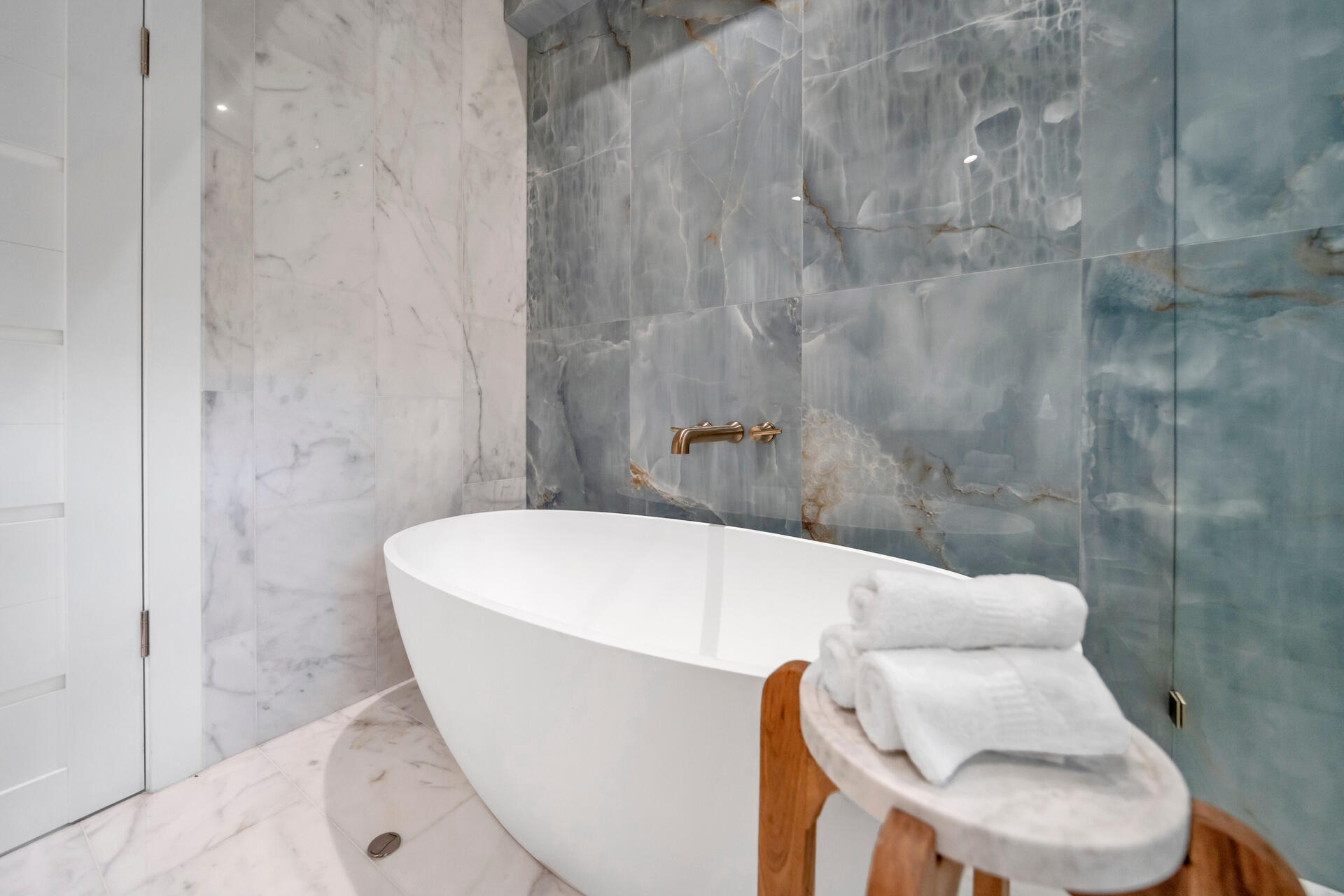 BEACH HIGHLAND 1ST ADD - Residential