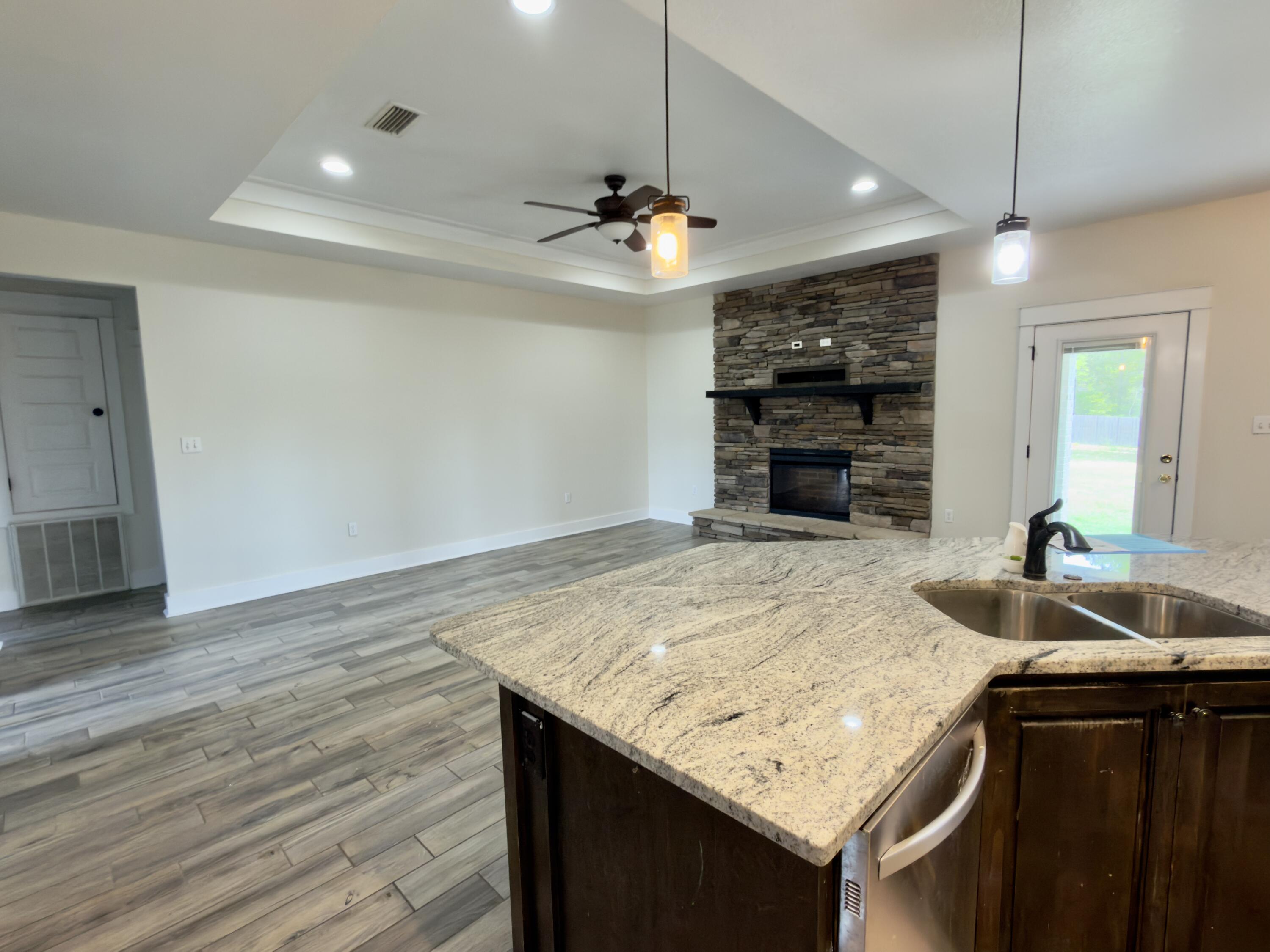 BRIDLE WOOD EST PH I - Residential