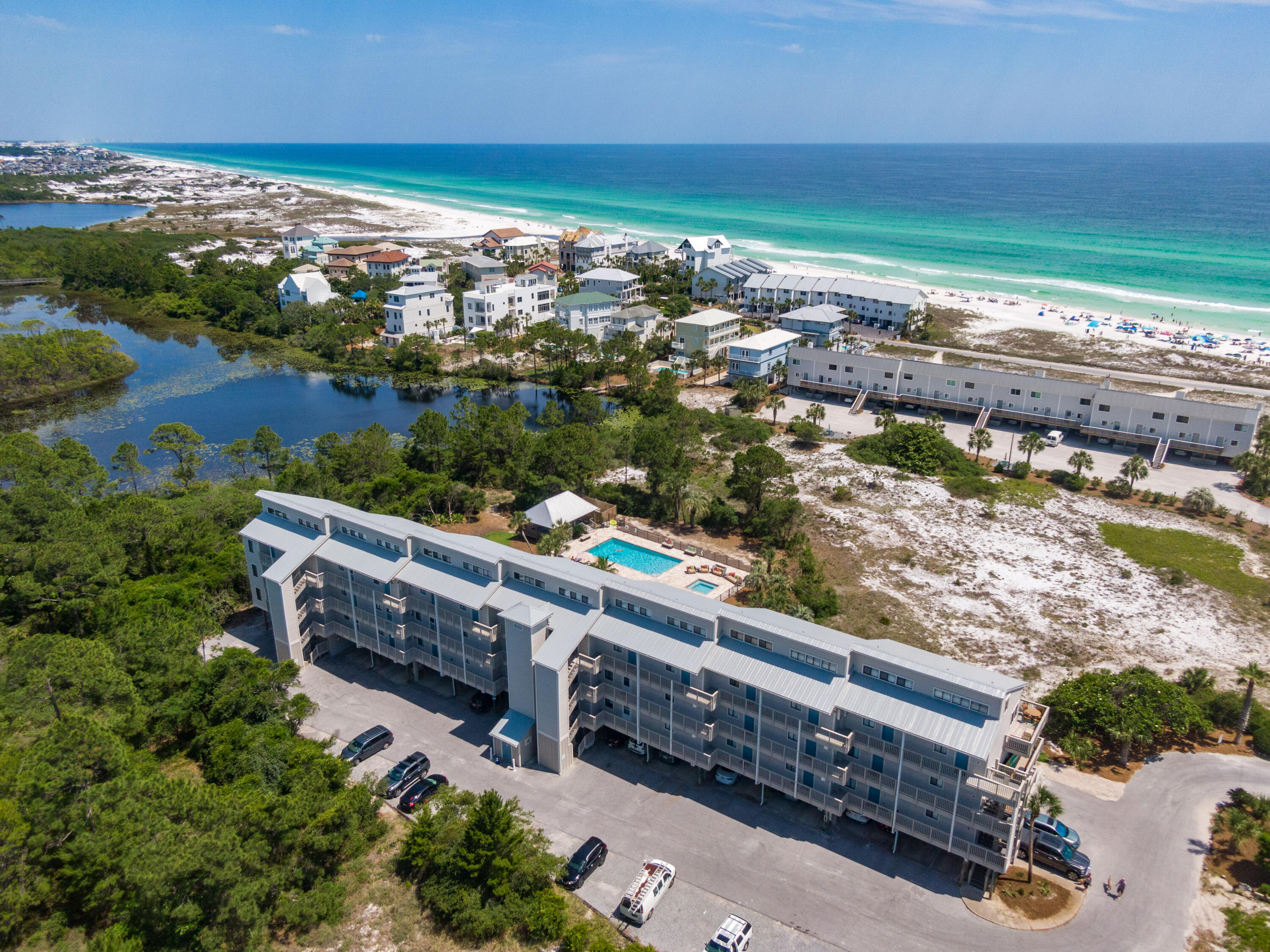 BEACHFRONT 2 PH 1 - Residential