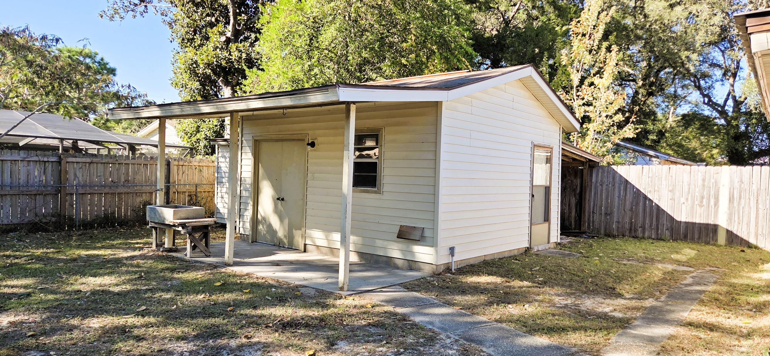 LEOTA MILLER S/D - Residential