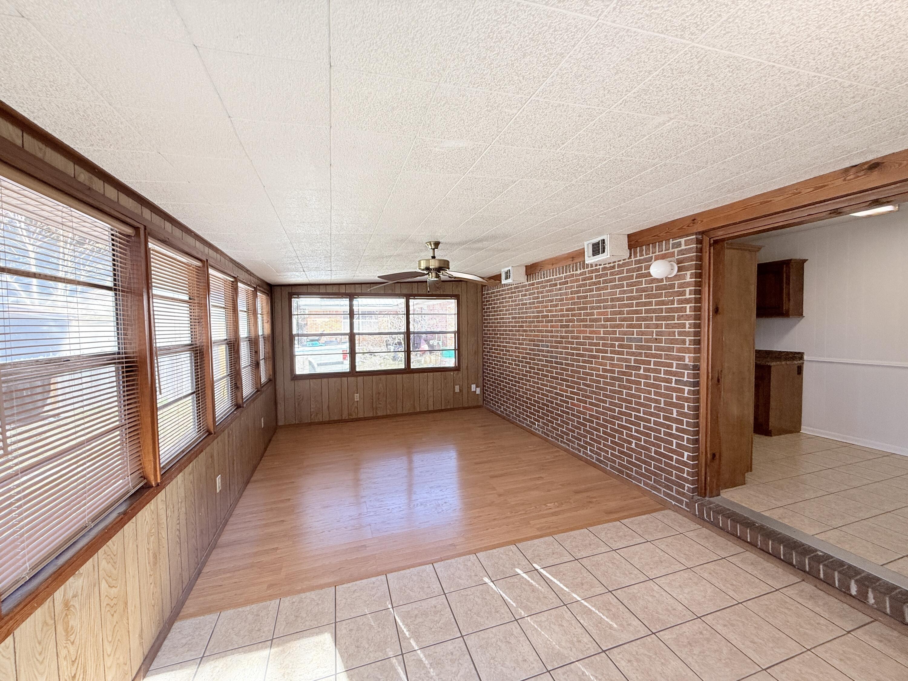 LEOTA MILLER S/D - Residential