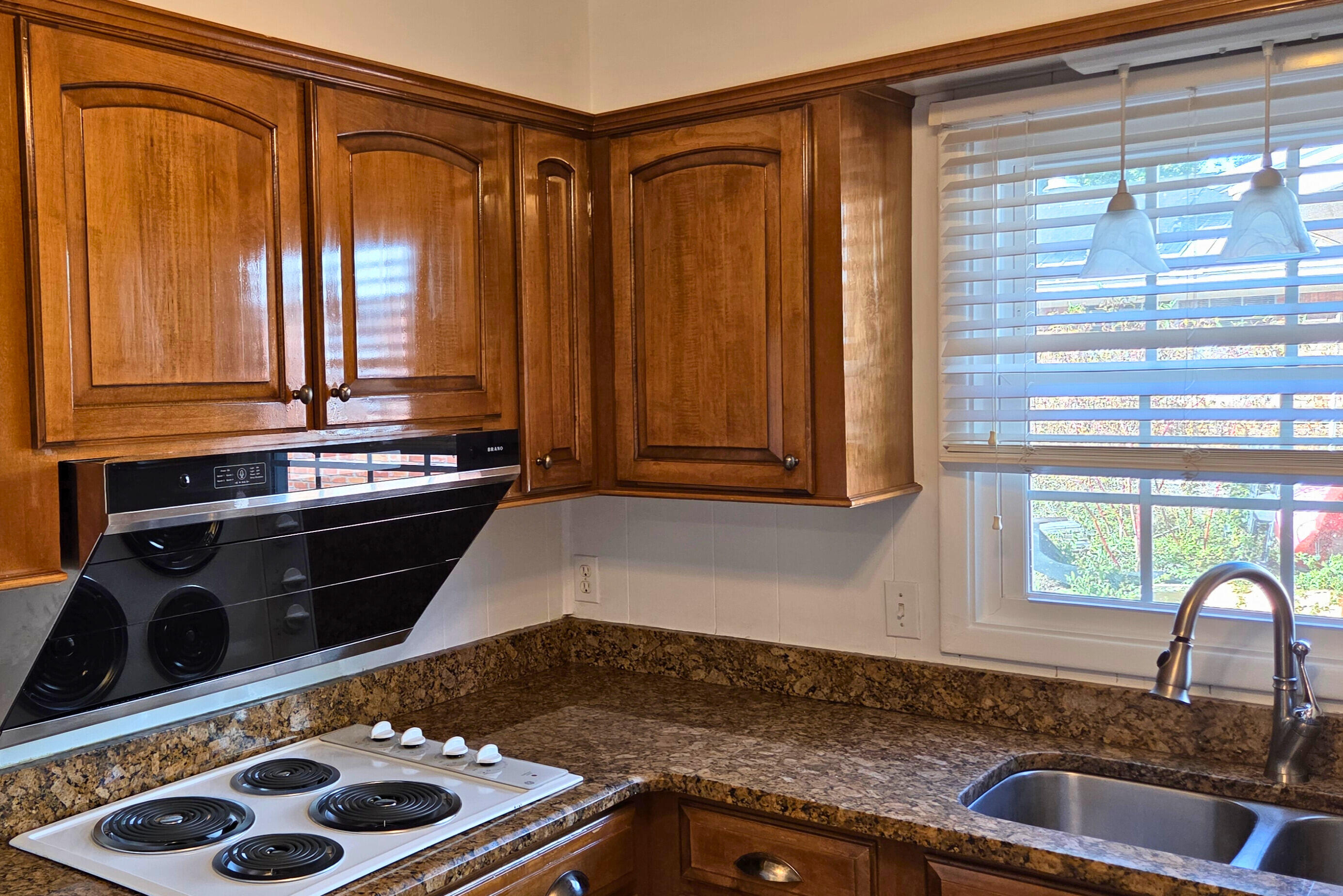 LEOTA MILLER S/D - Residential