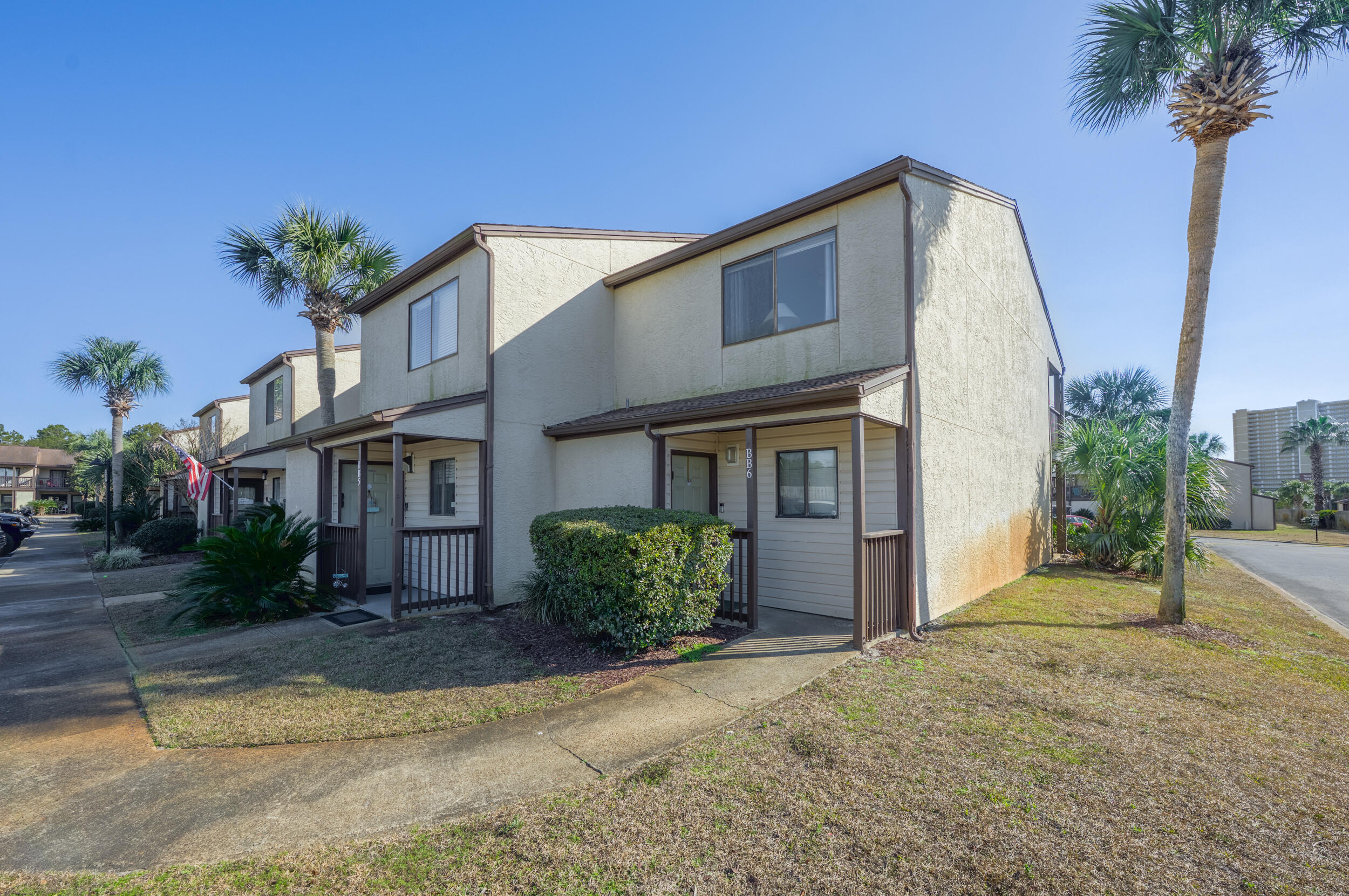 PORTSIDE CONDO - Residential