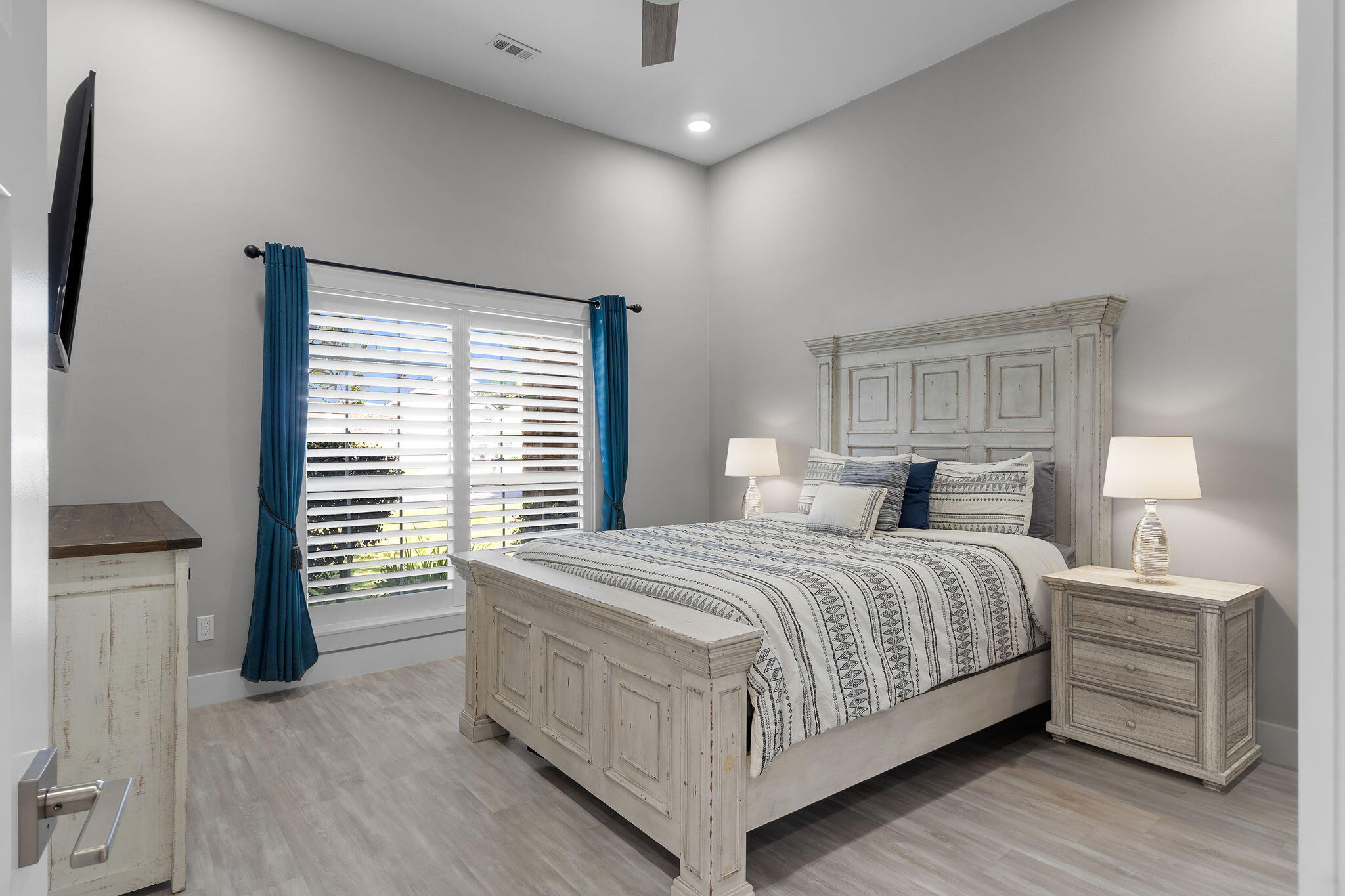 BAYSIDE - Residential