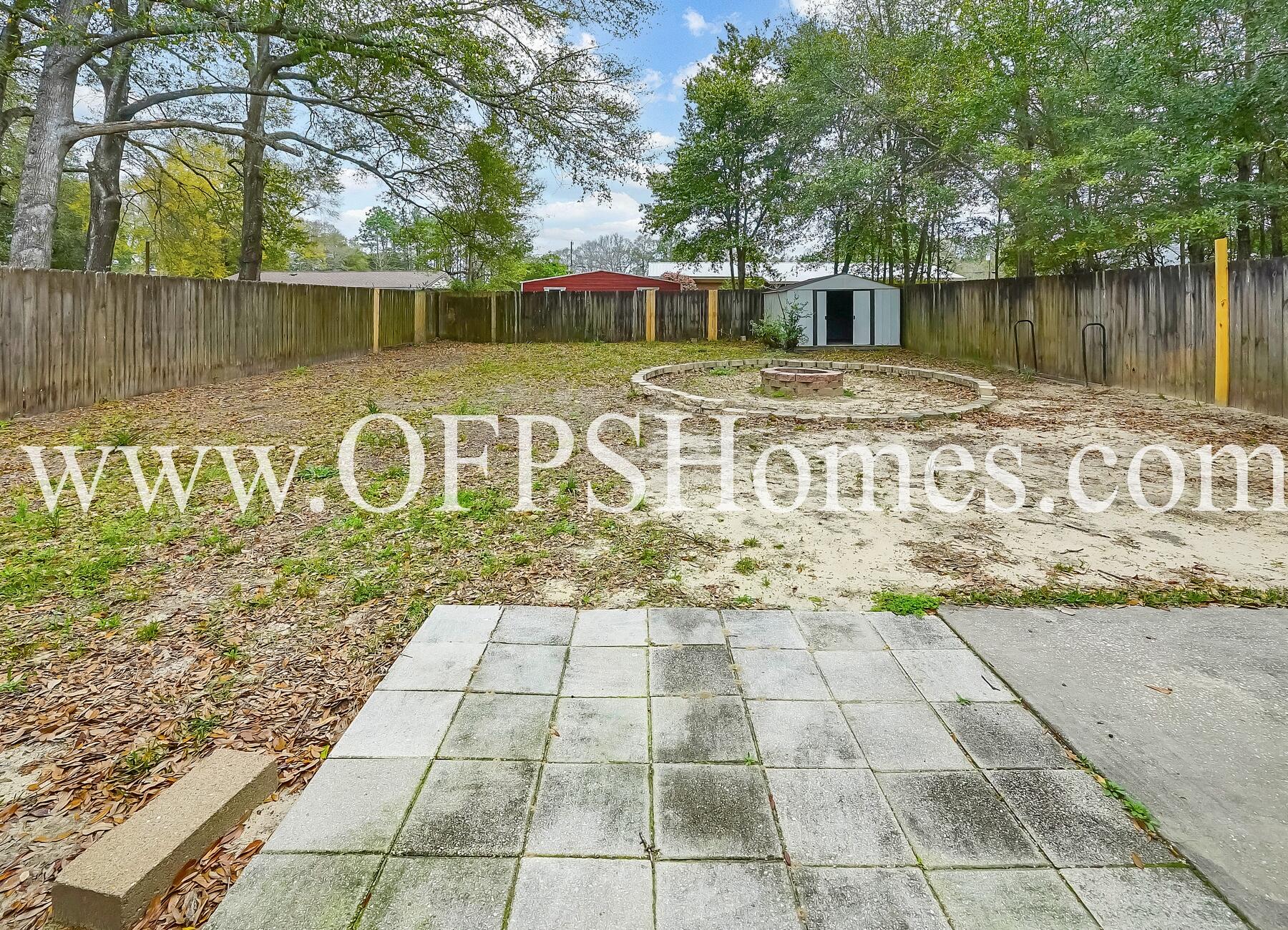 OAKDALE MINI FARMS - Residential Lease