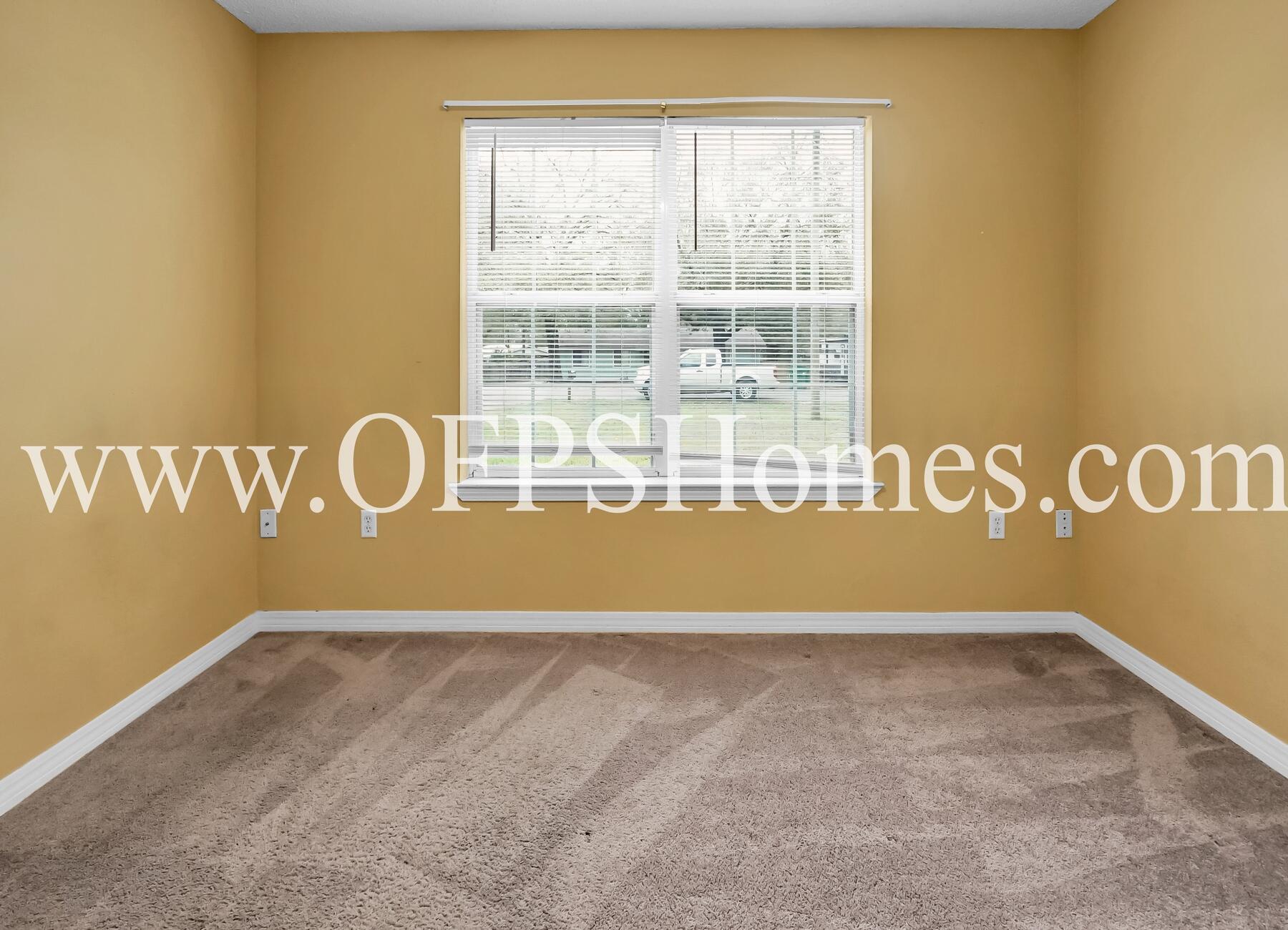 OAKDALE MINI FARMS - Residential Lease