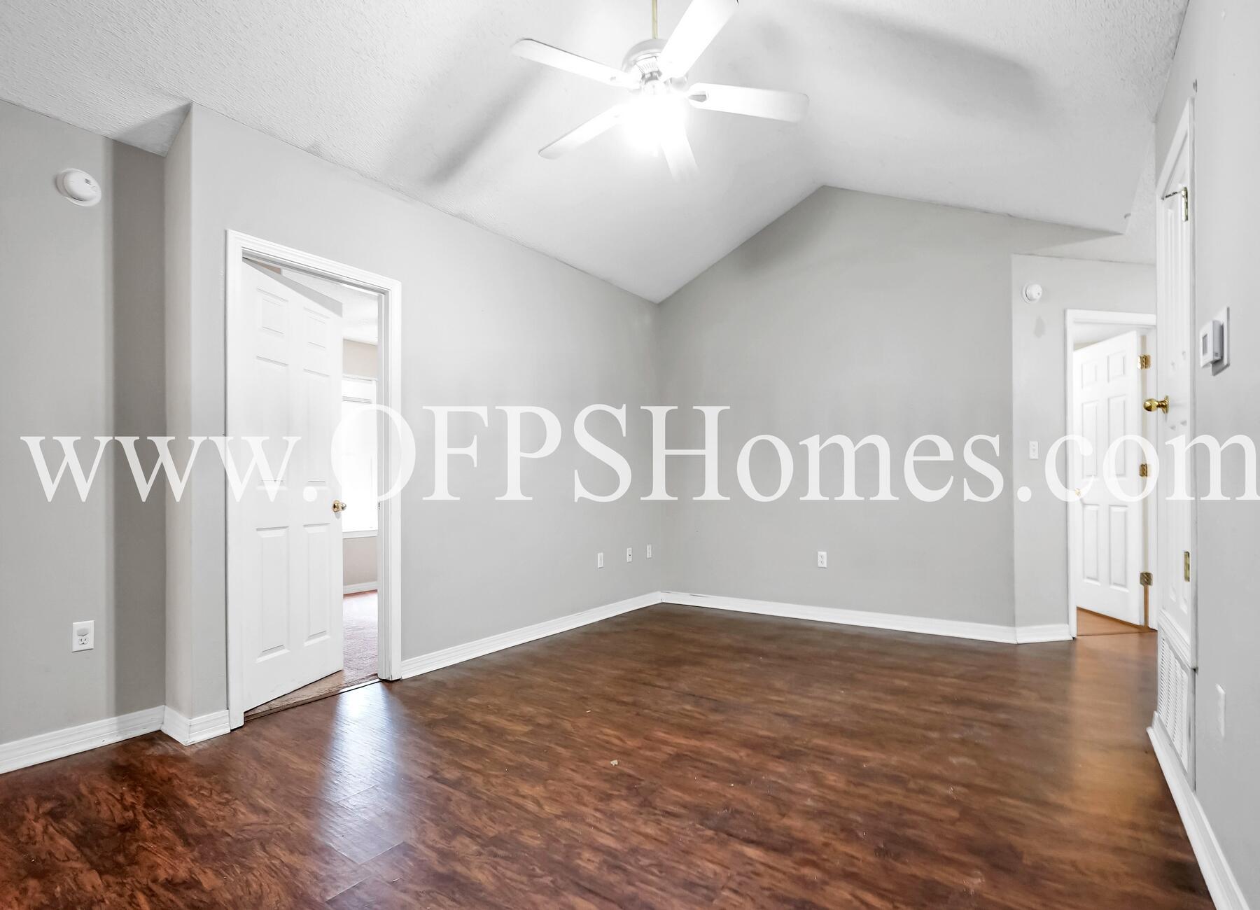 OAKDALE MINI FARMS - Residential Lease