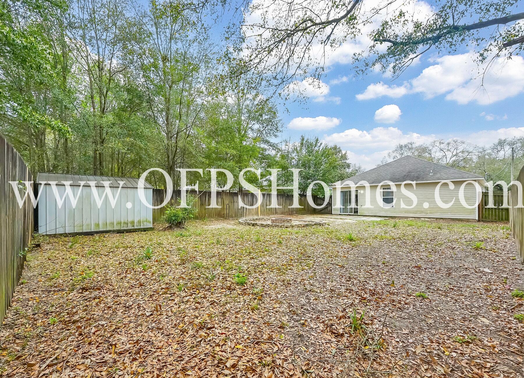 OAKDALE MINI FARMS - Residential Lease