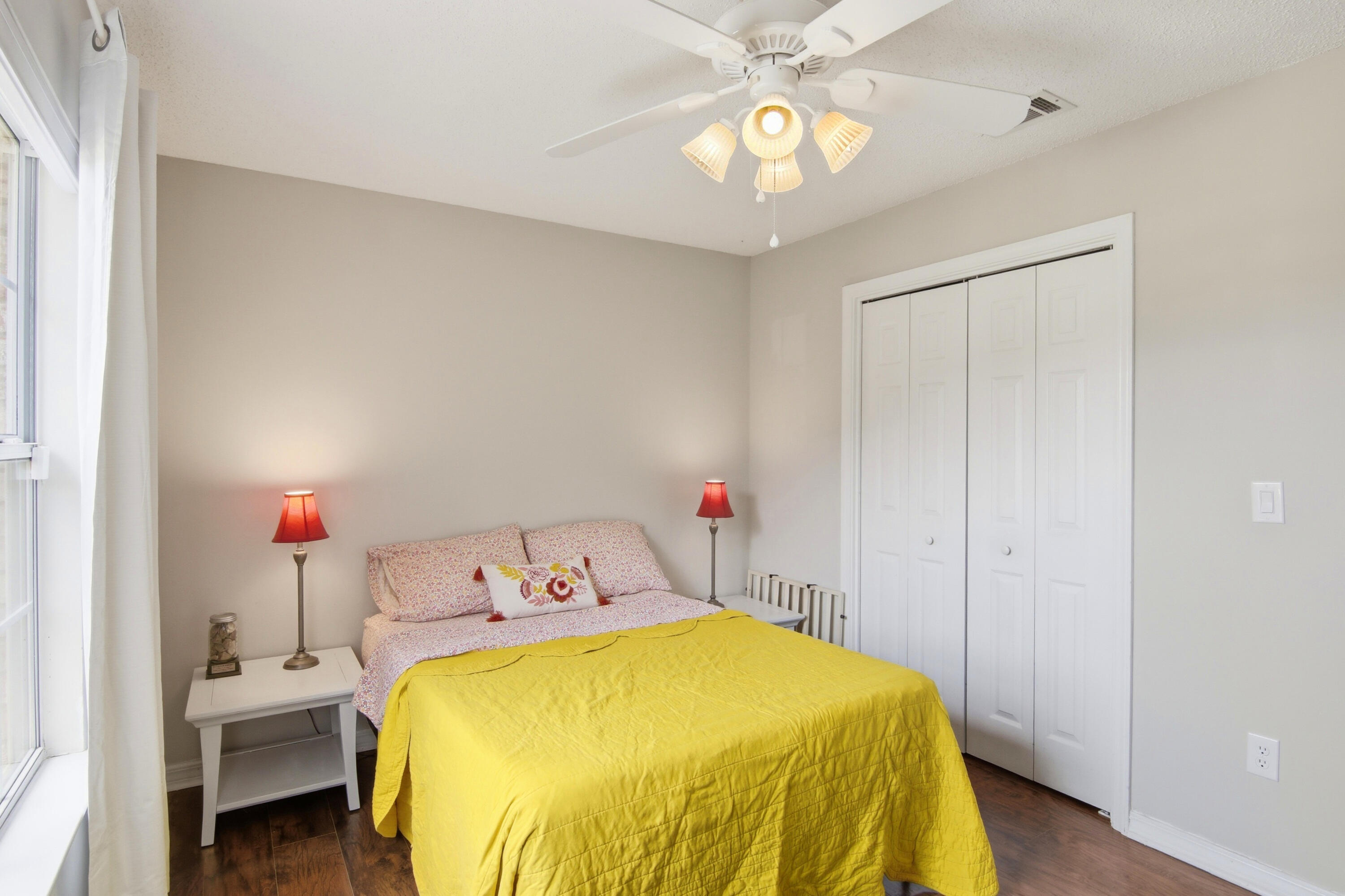 SAILBOAT COVE S/D - Residential