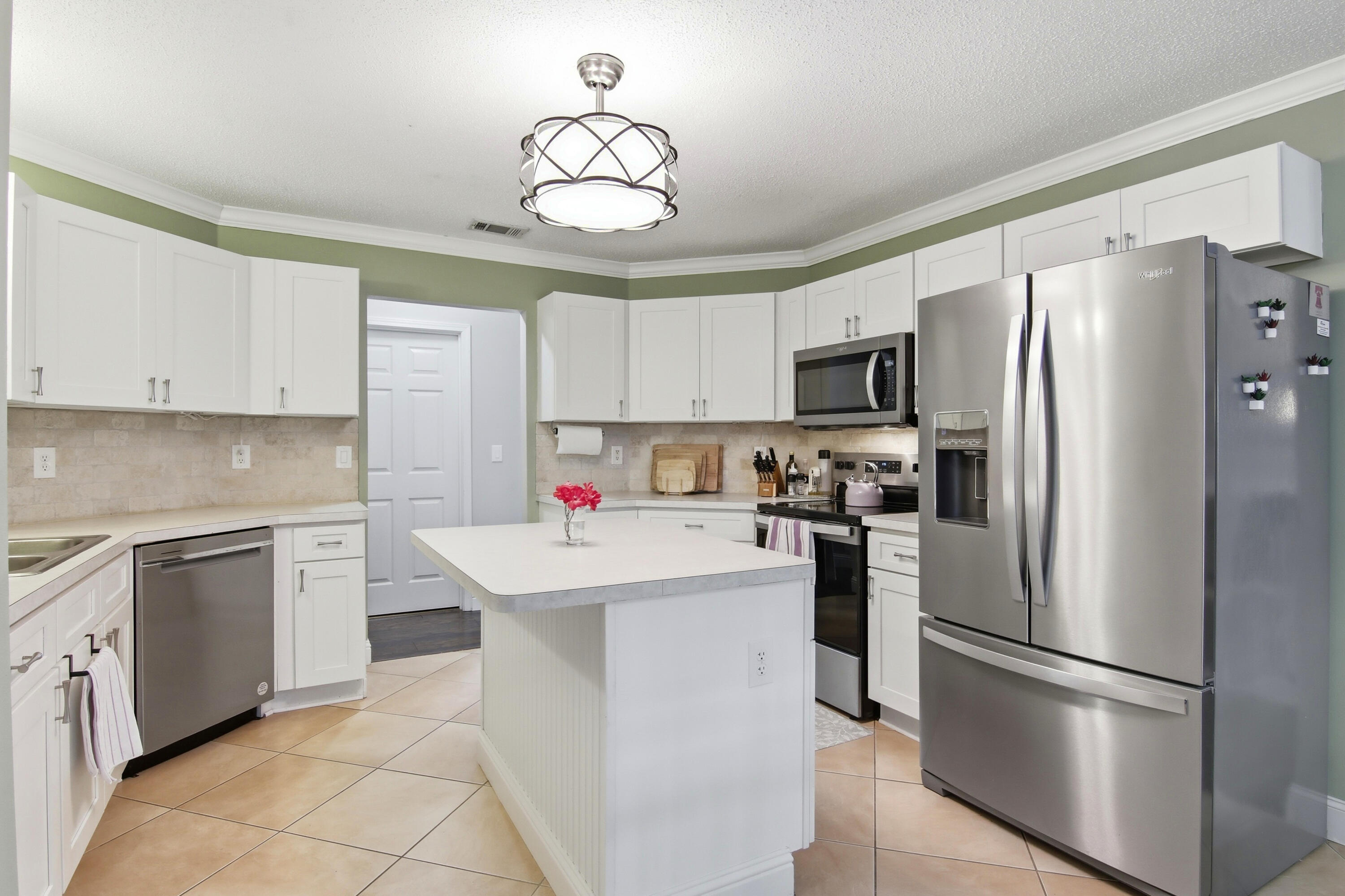 SAILBOAT COVE S/D - Residential