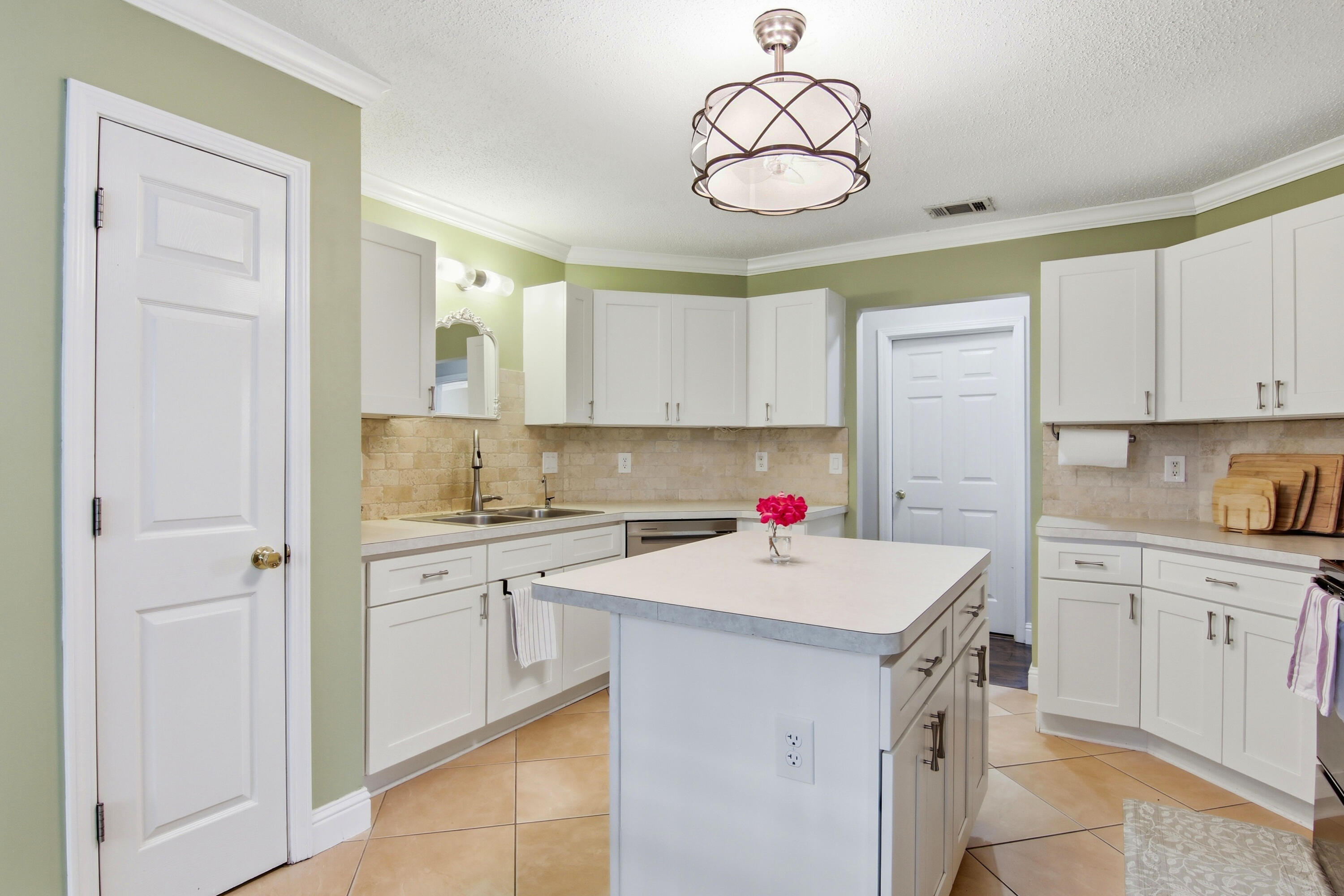 SAILBOAT COVE S/D - Residential