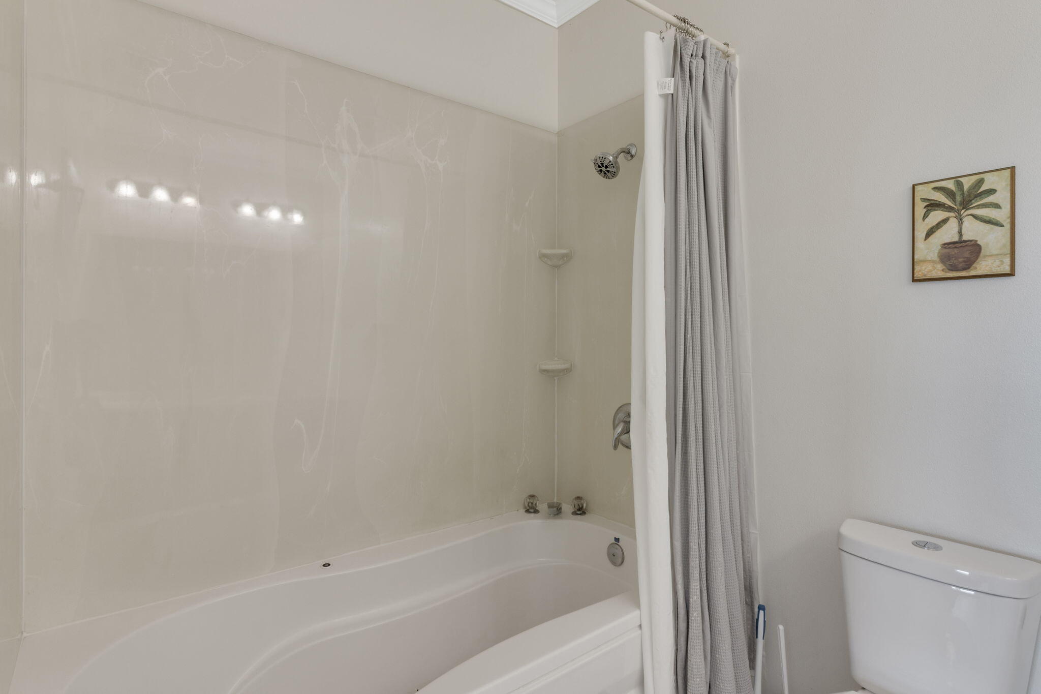 EMERALD WATERS - Residential