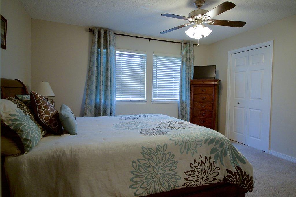 SUGAR BEACH T/H - Residential