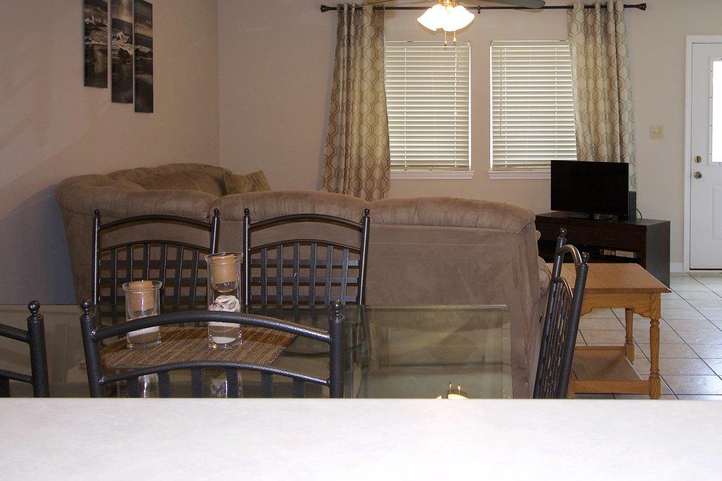 SUGAR BEACH T/H - Residential