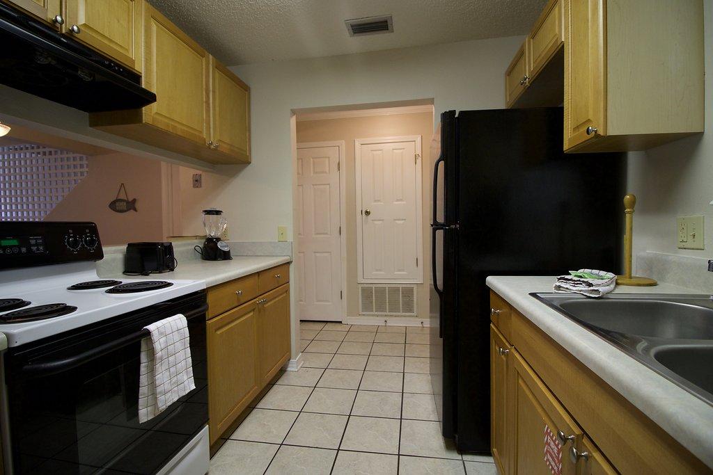 SUGAR BEACH T/H - Residential