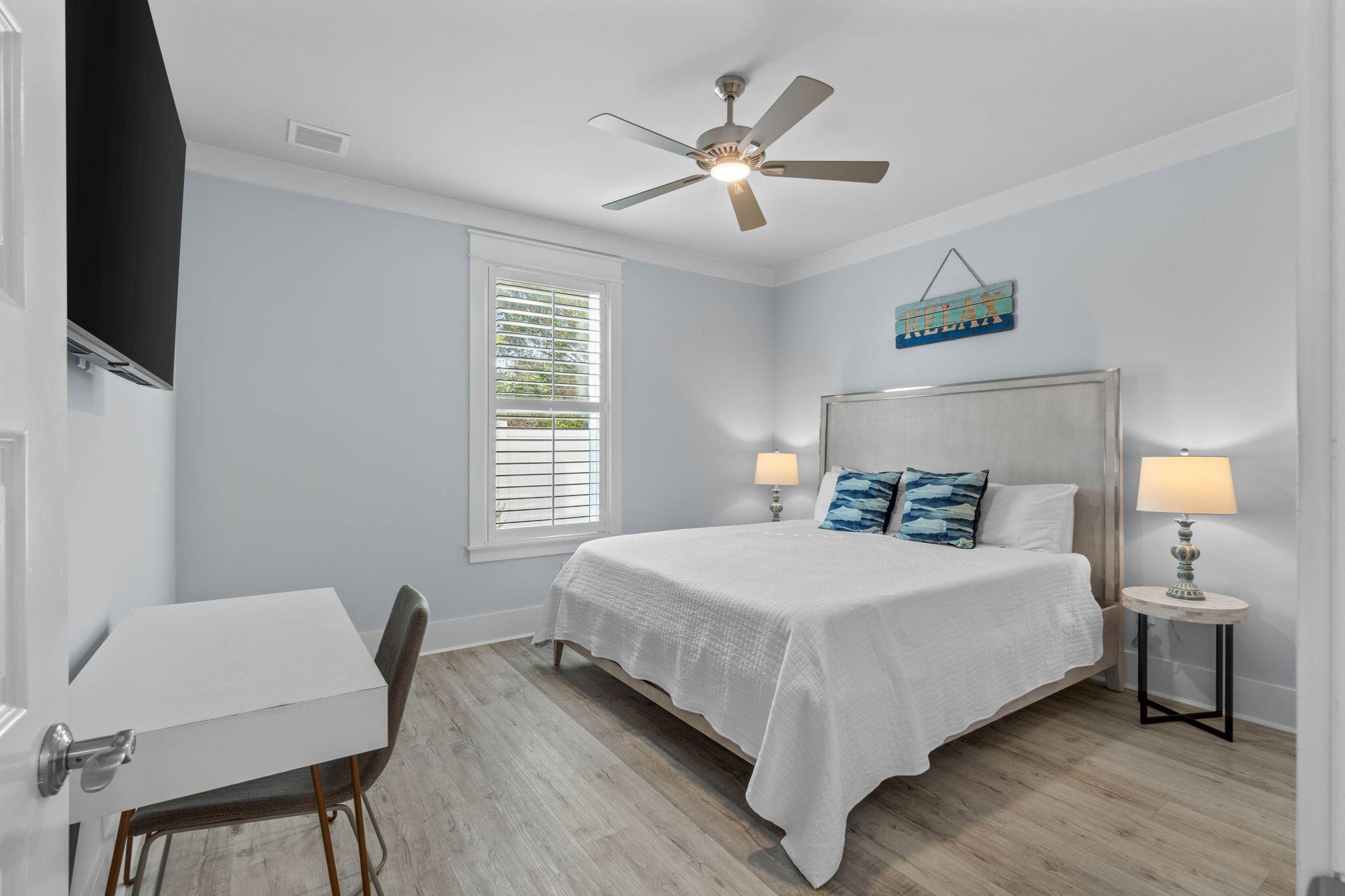 HIDDEN PALMS - Residential